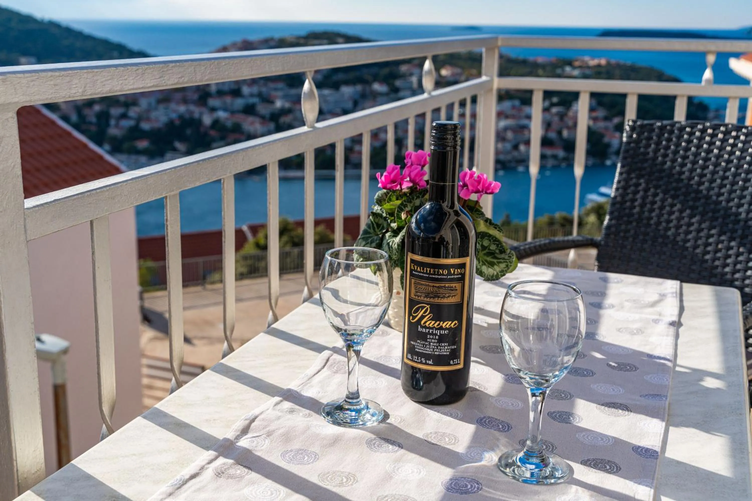 Balcony/Terrace in Sea View Apartment Nuncijata