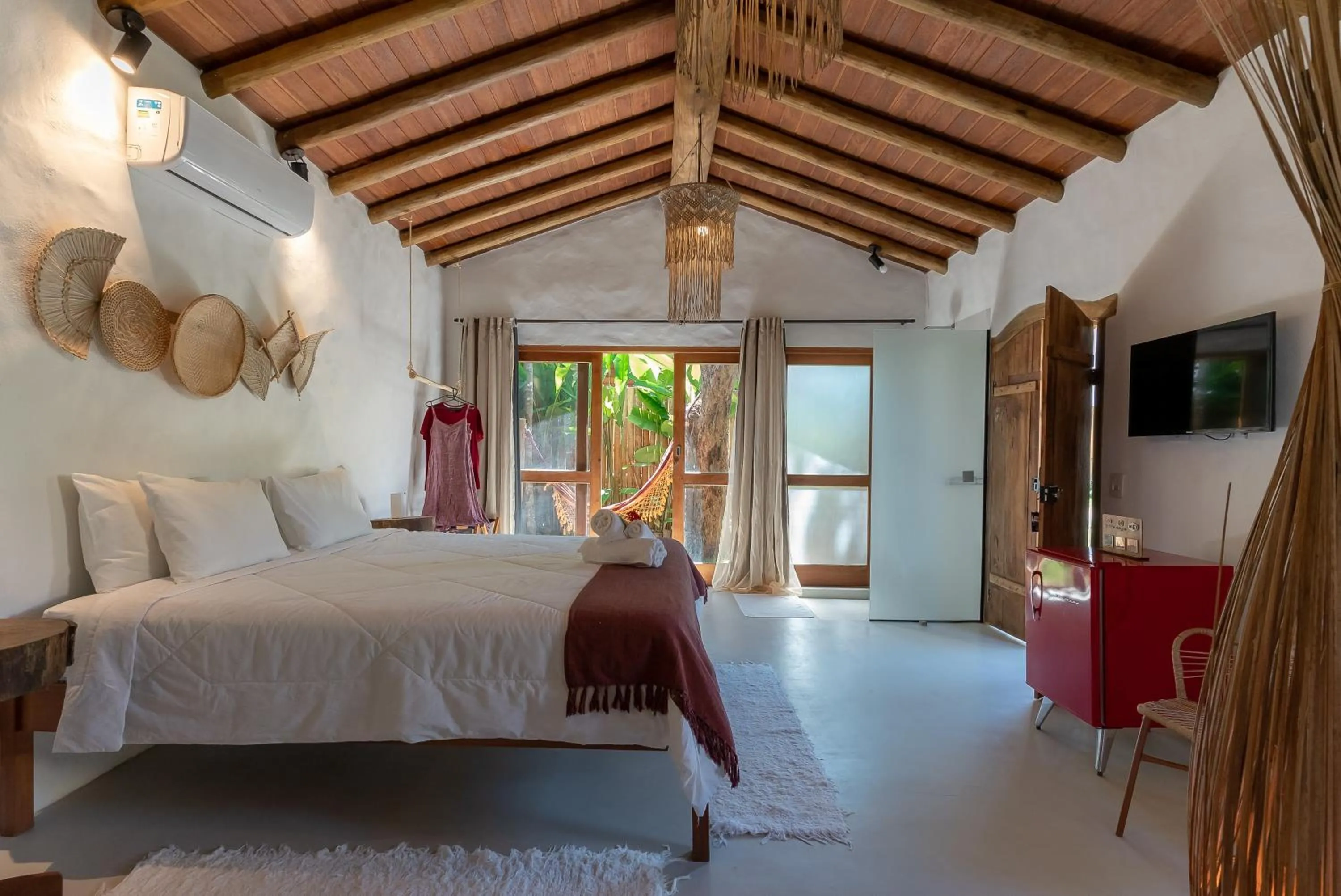 Shower, Bed in Villa Mediterrâneo Trancoso