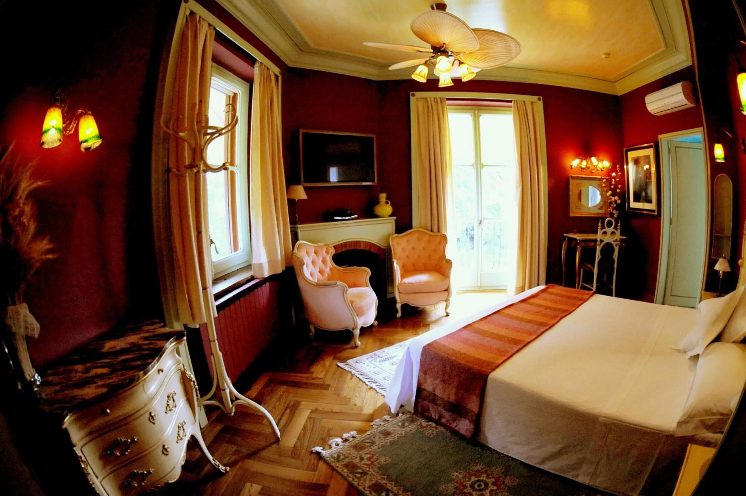 Photo of the whole room, Bed in Hotel Torre Marti