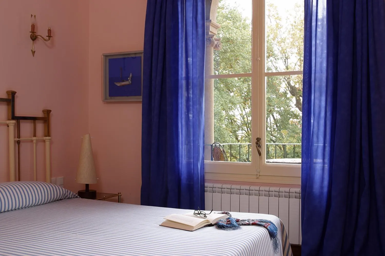 Photo of the whole room, Bed in Hotel Torre Marti