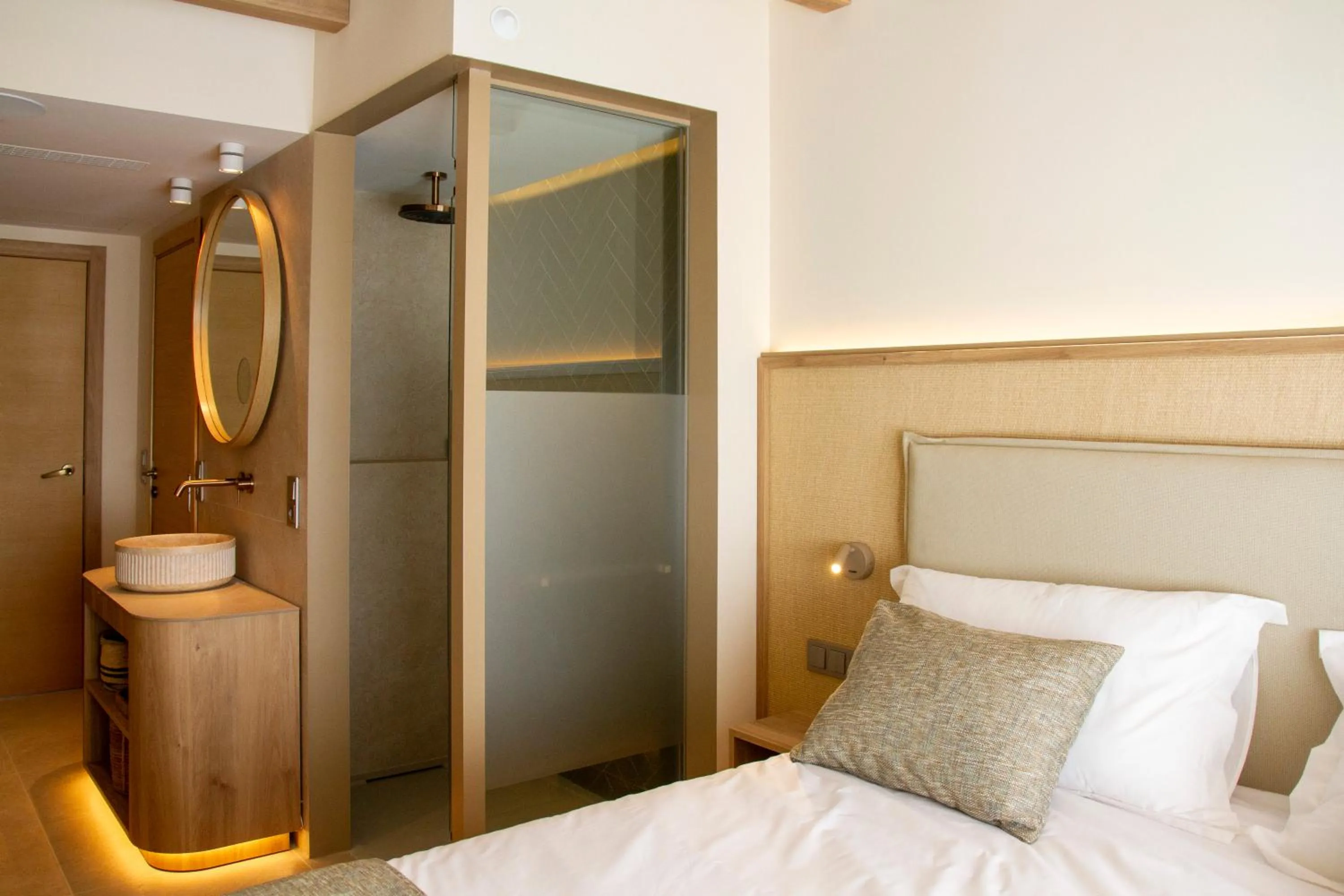 Bathroom, Bed in Iberostar Selection Es Trenc -New Opening-