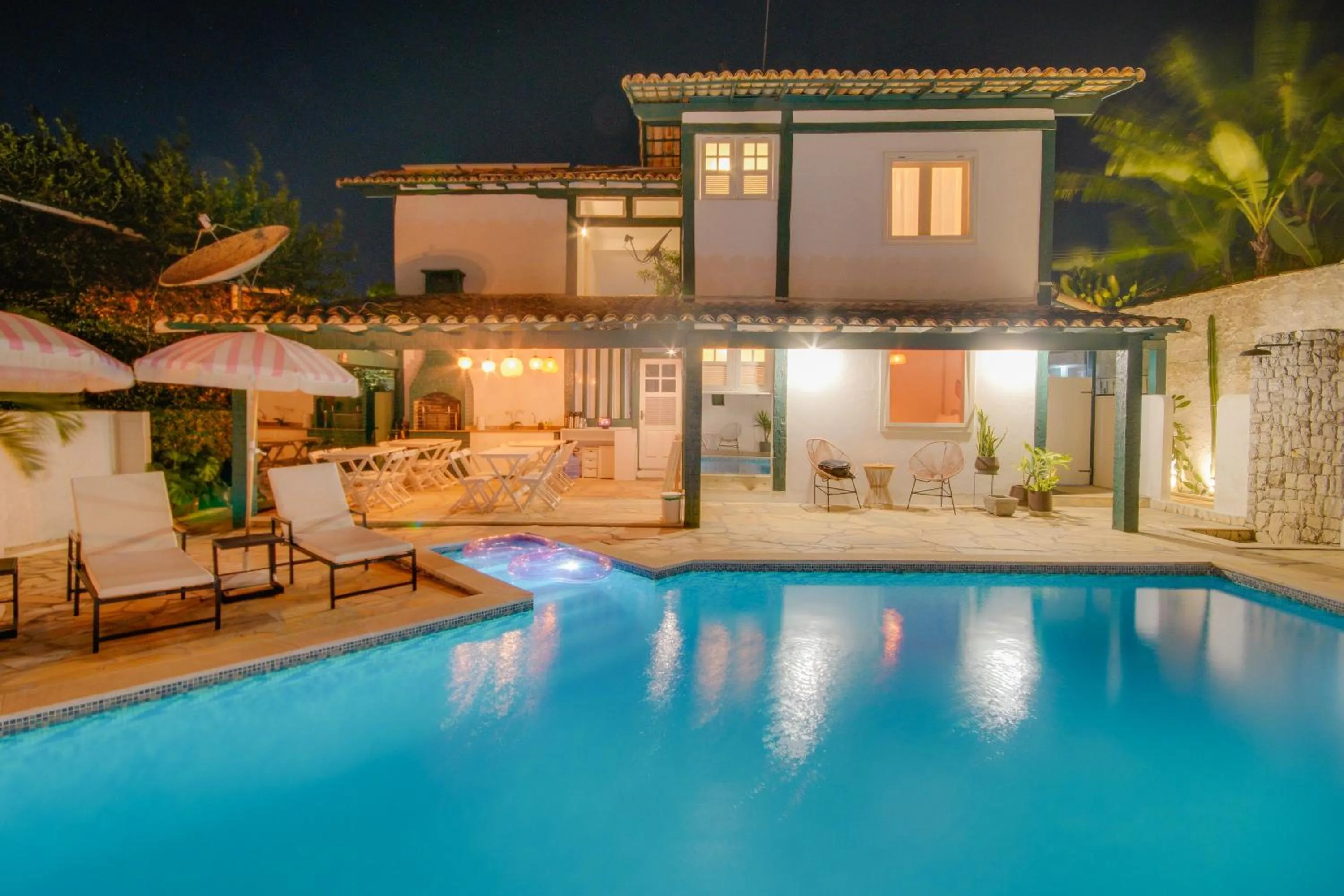 Property building in Elsi Pousada