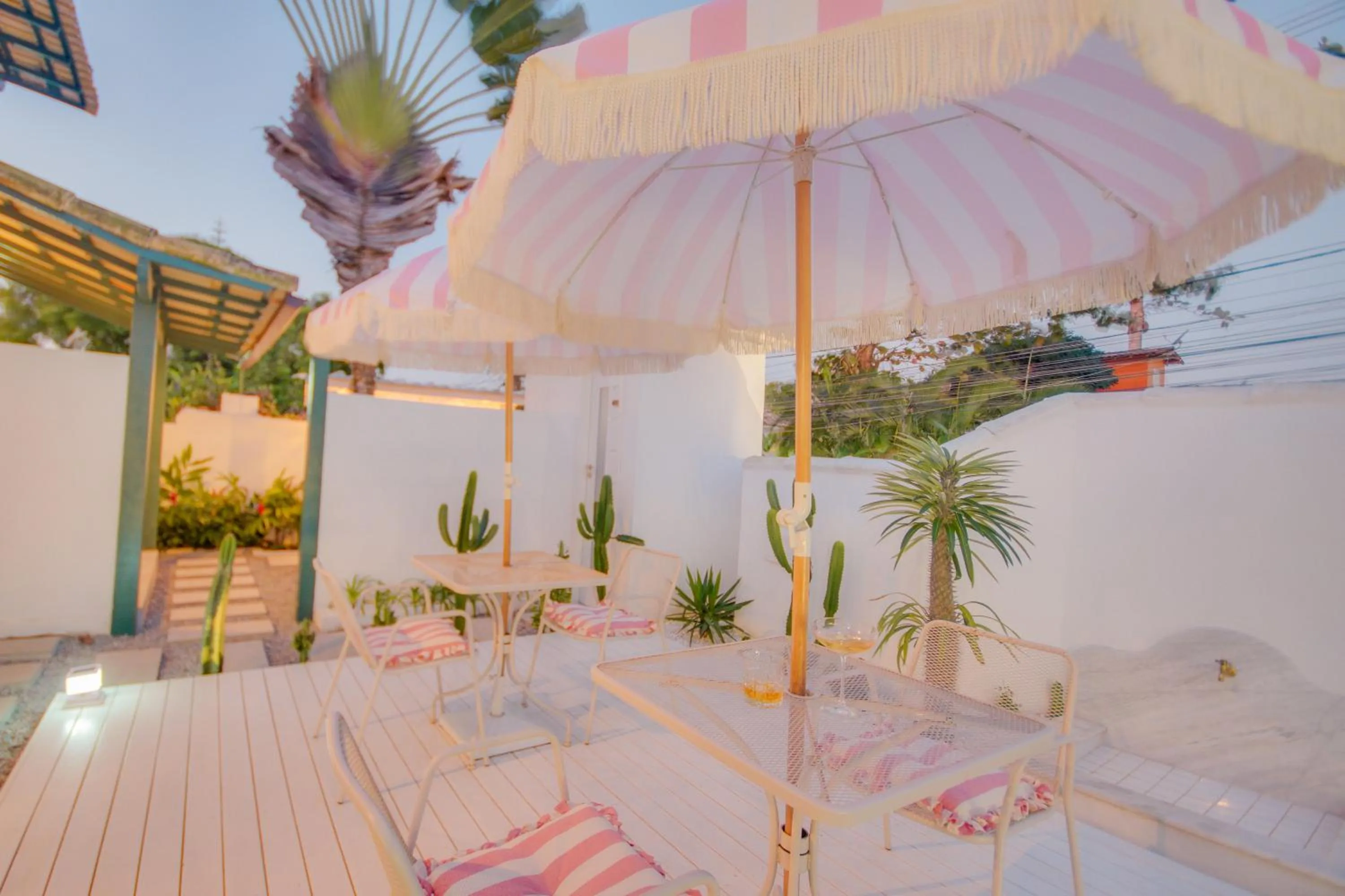 Property building in Elsi Pousada