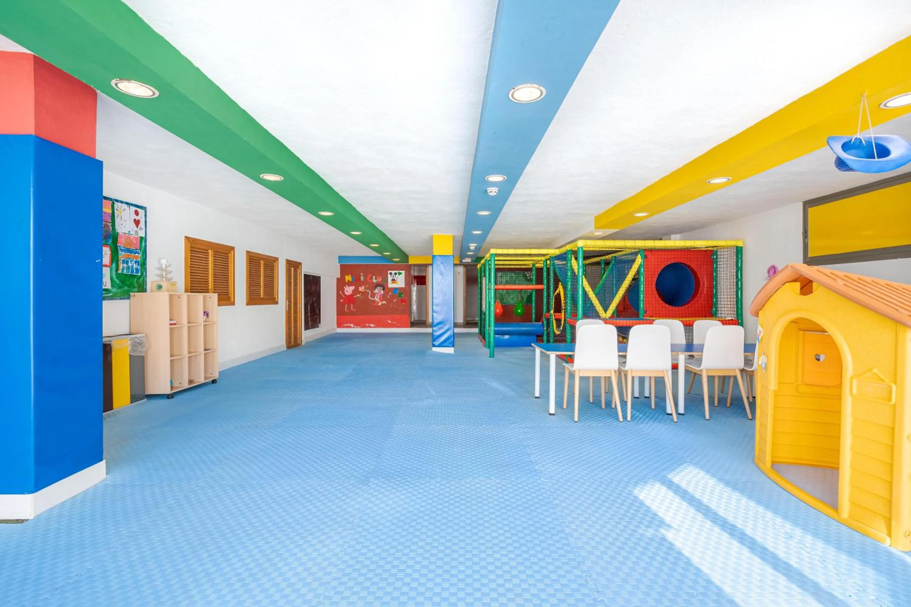 Kids's club in THB Guya Playa