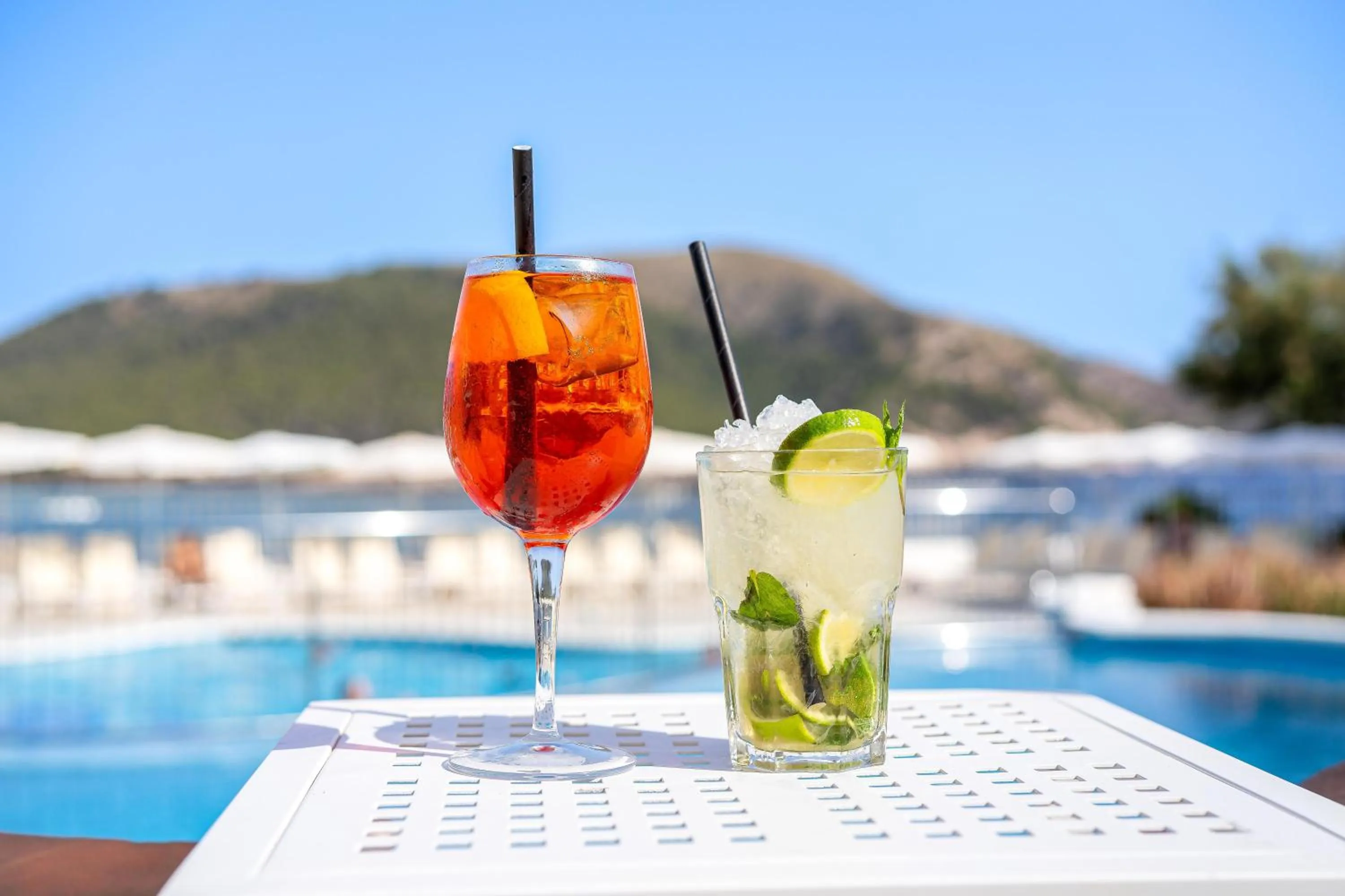 Lounge or bar in THB Guya Playa