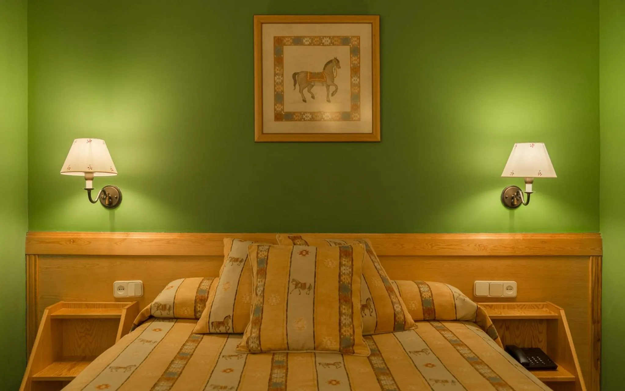 Bed in Hotel Aran La Abuela