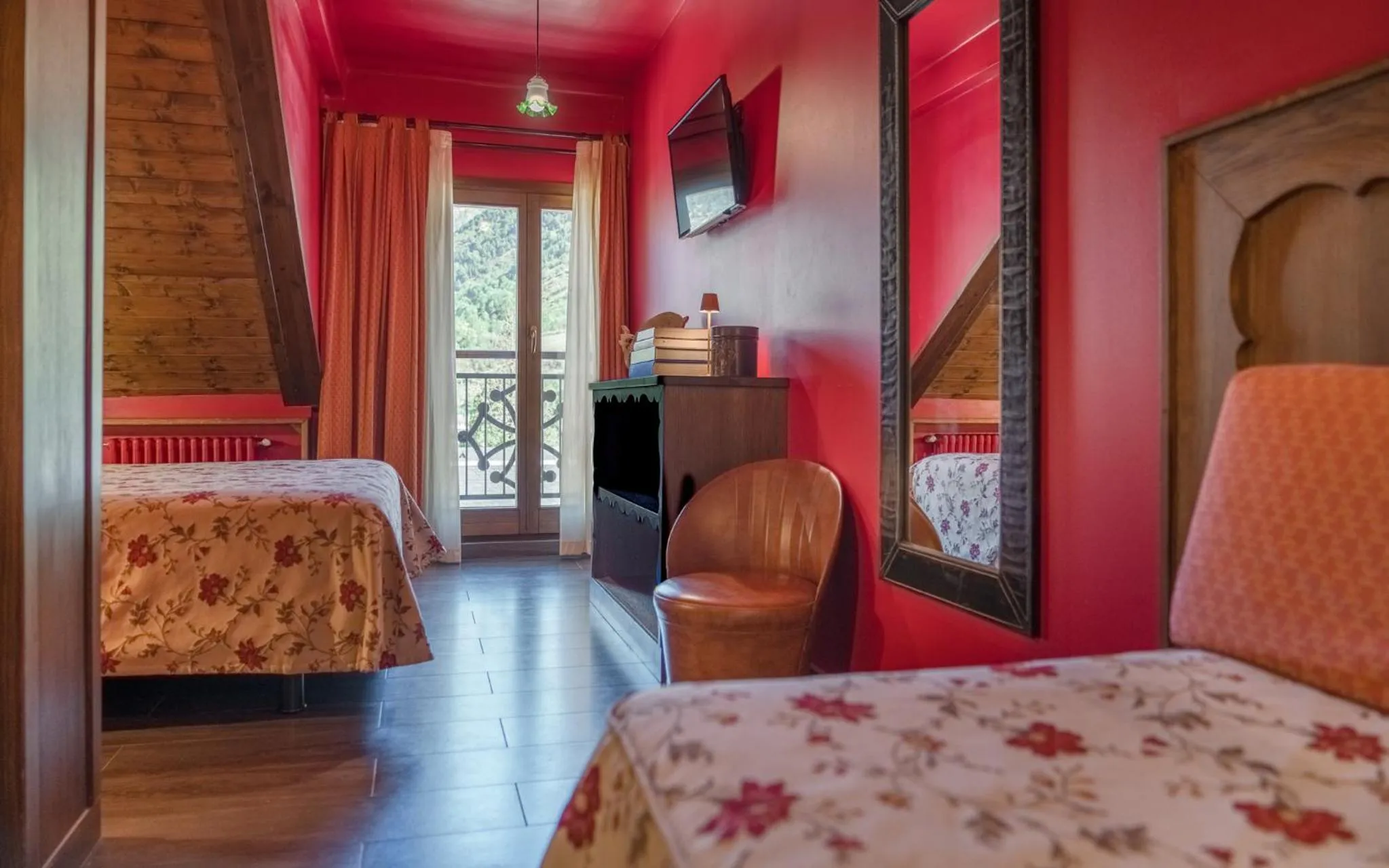 Bed in Hotel Aran La Abuela