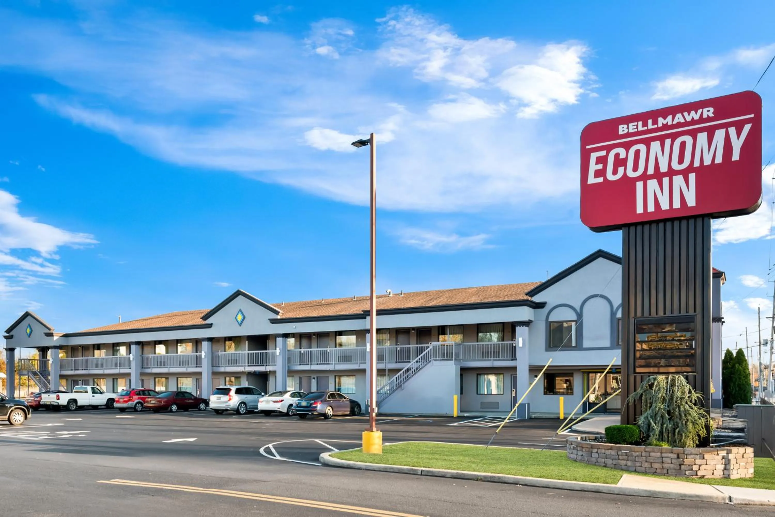 Property building in Bellmawr Economy Inn Bellmawr-Philadelphia Area