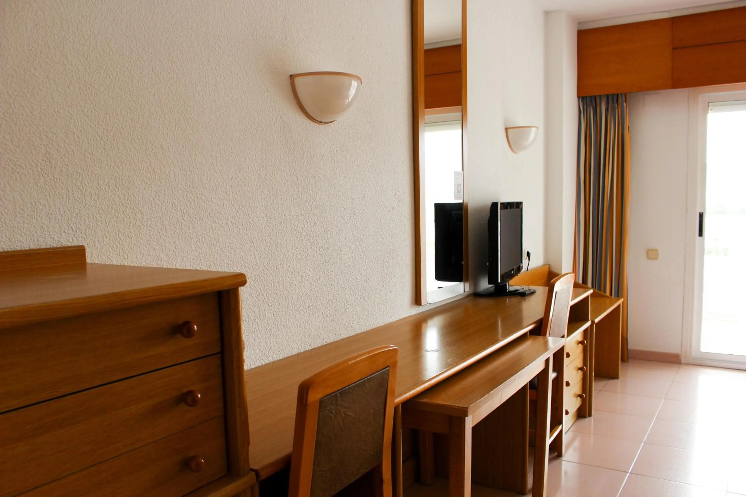 AR Roca Esmeralda & SPA Hotel