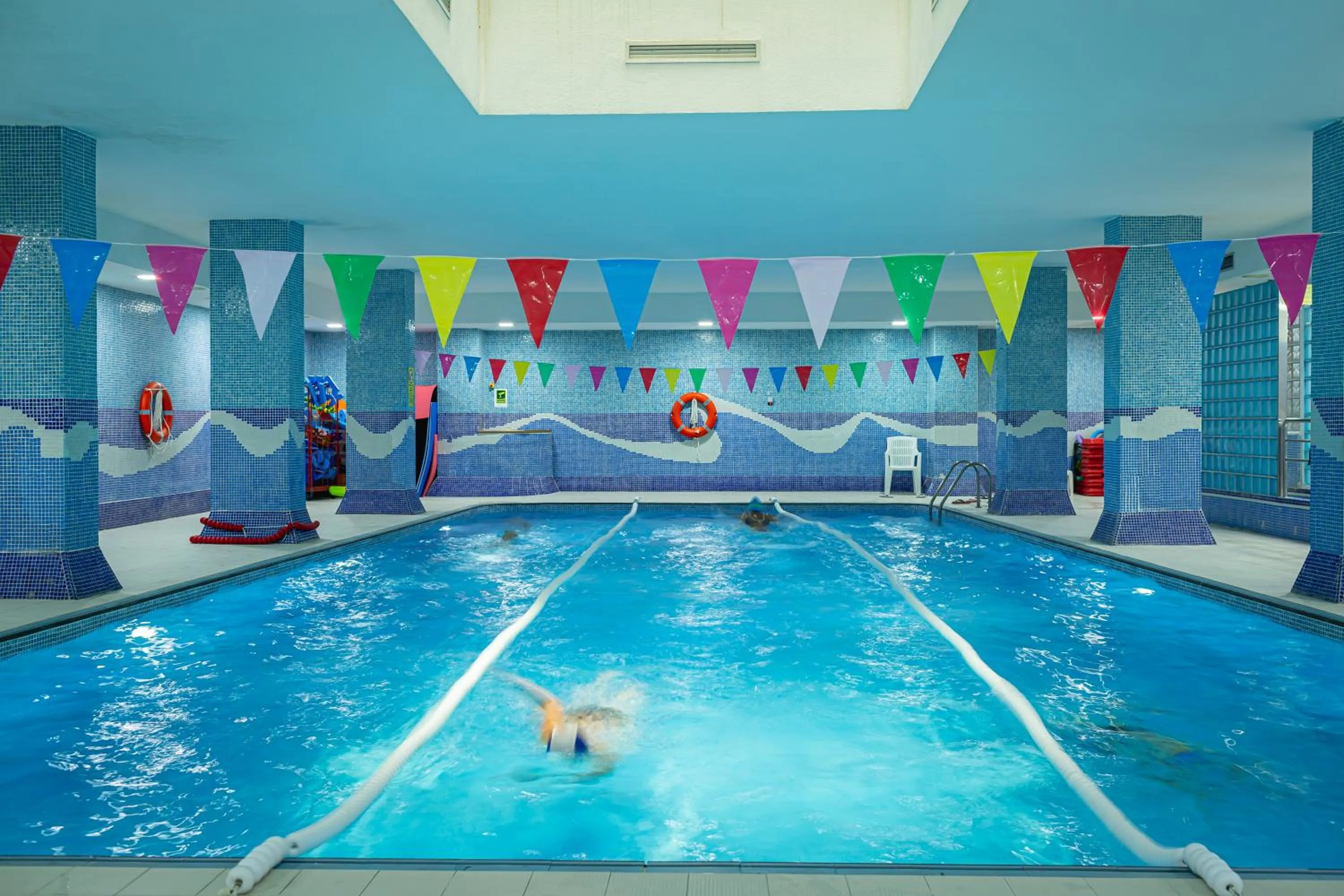 Swimming pool in AR Roca Esmeralda & SPA Hotel