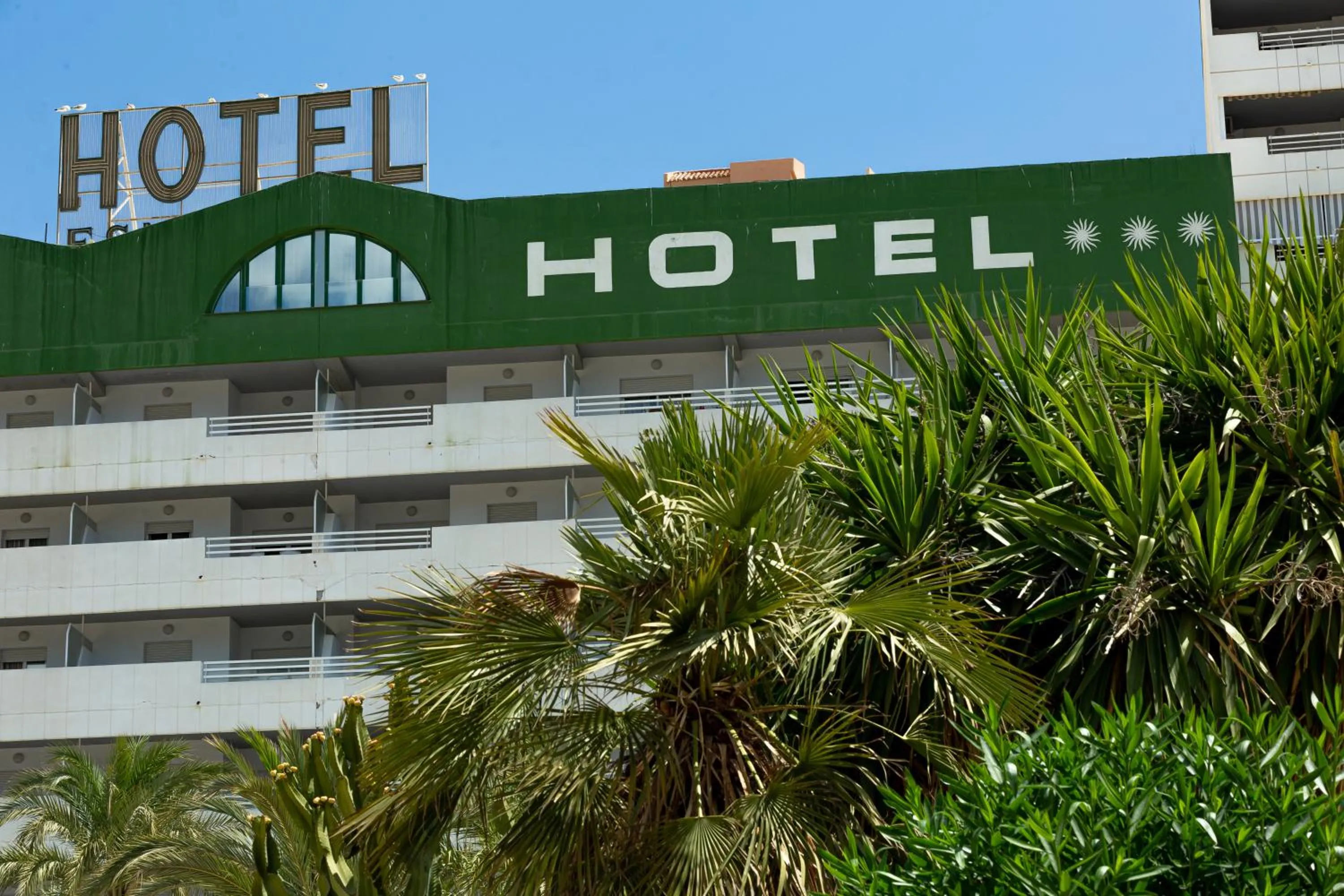 Facade/entrance in AR Roca Esmeralda & SPA Hotel