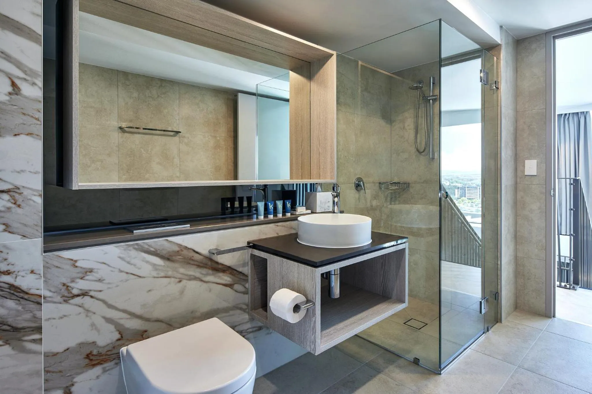 Bathroom in Meriton Suites Canberra