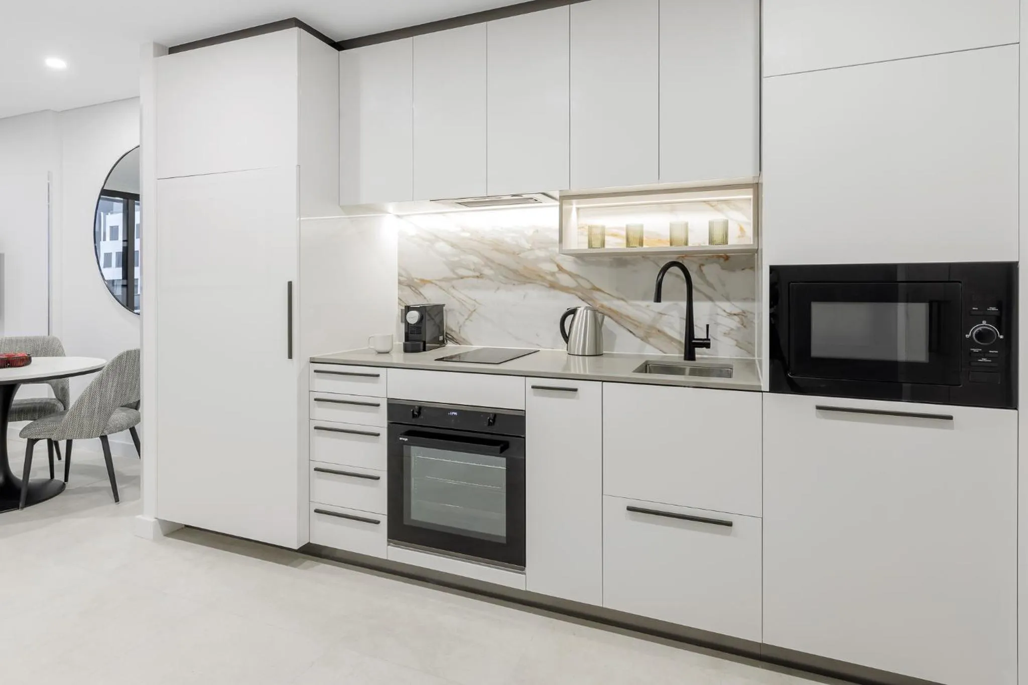 kitchen in Meriton Suites Canberra