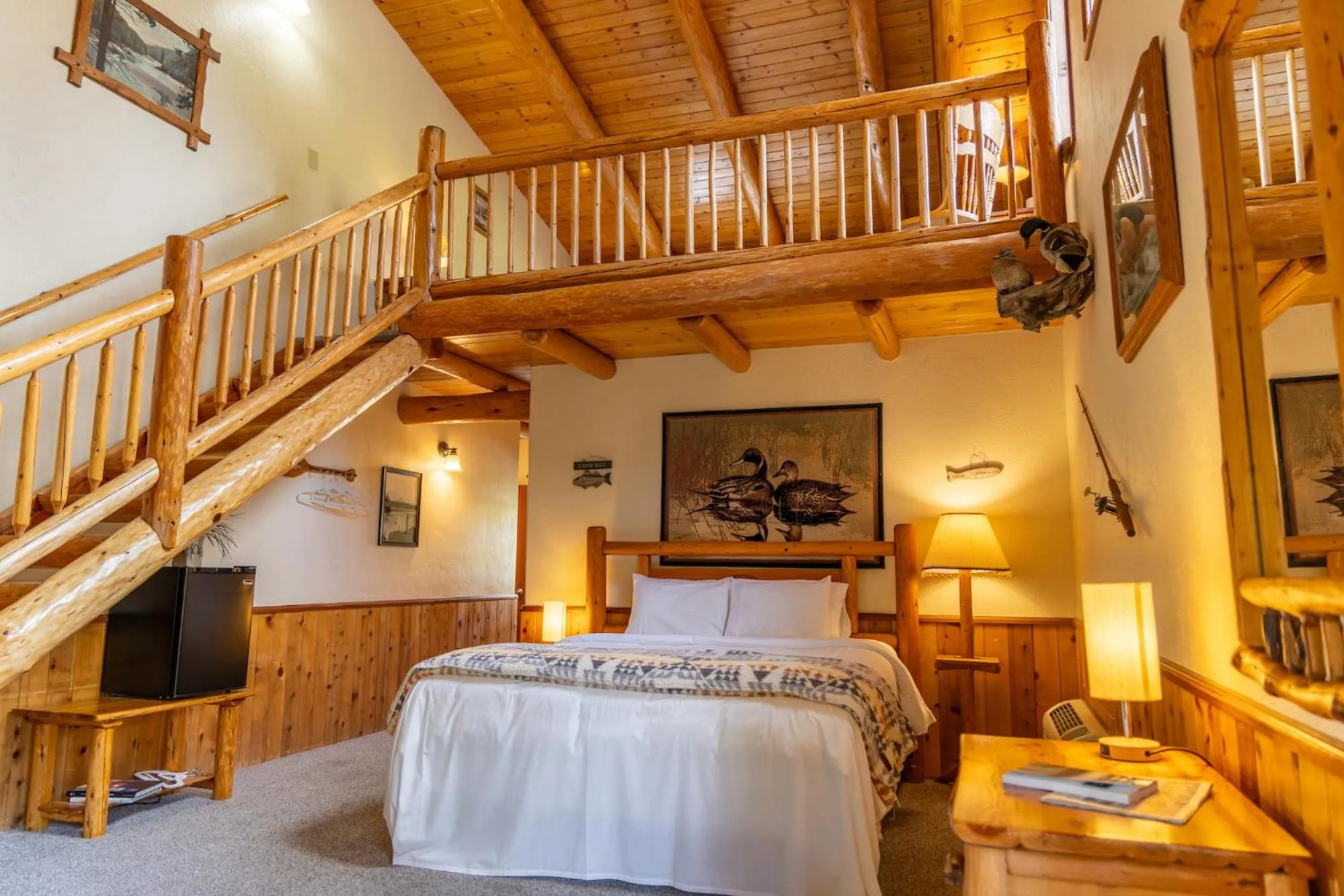 Bed in The Lindsay Lodge