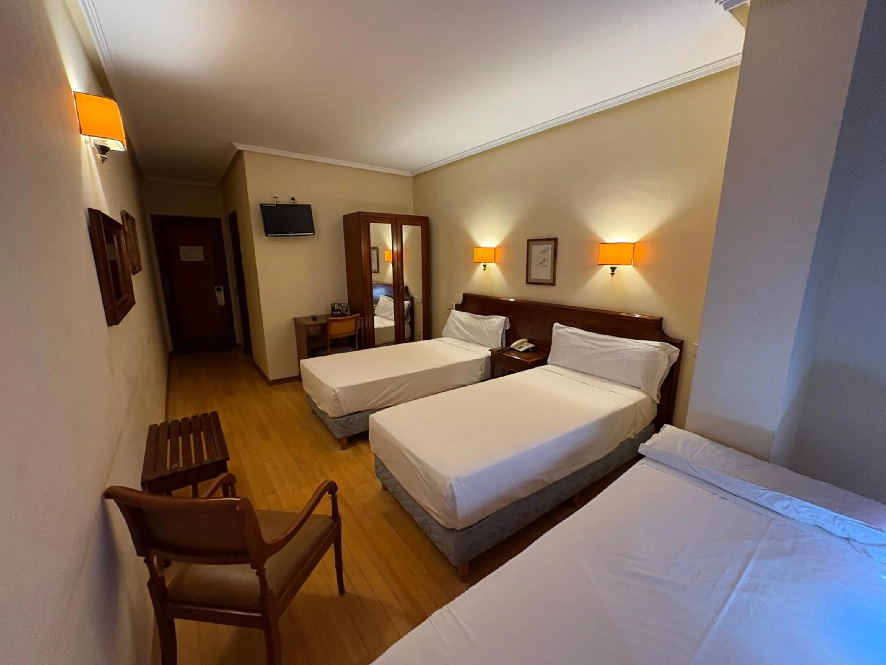 Bed in B&B HOTEL Gijón Centro Begoña