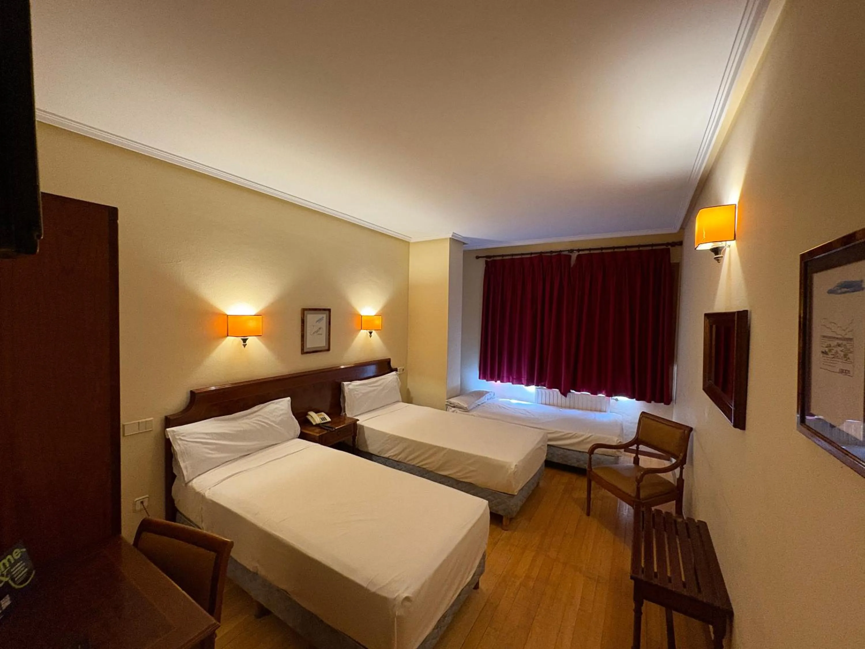 Bed in B&B HOTEL Gijón Centro Begoña