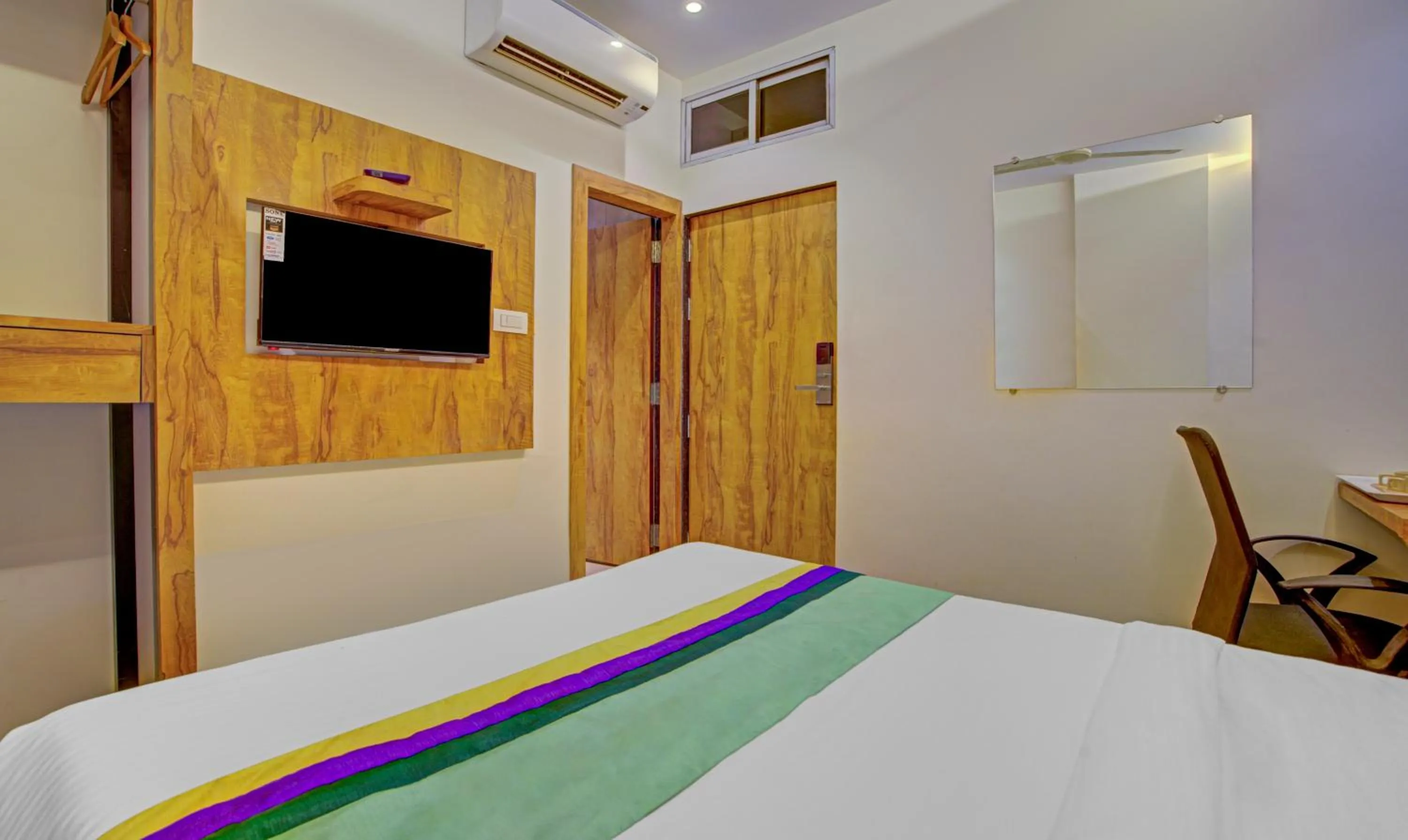 Bedroom, Bed in Treebo Prince Andheri East