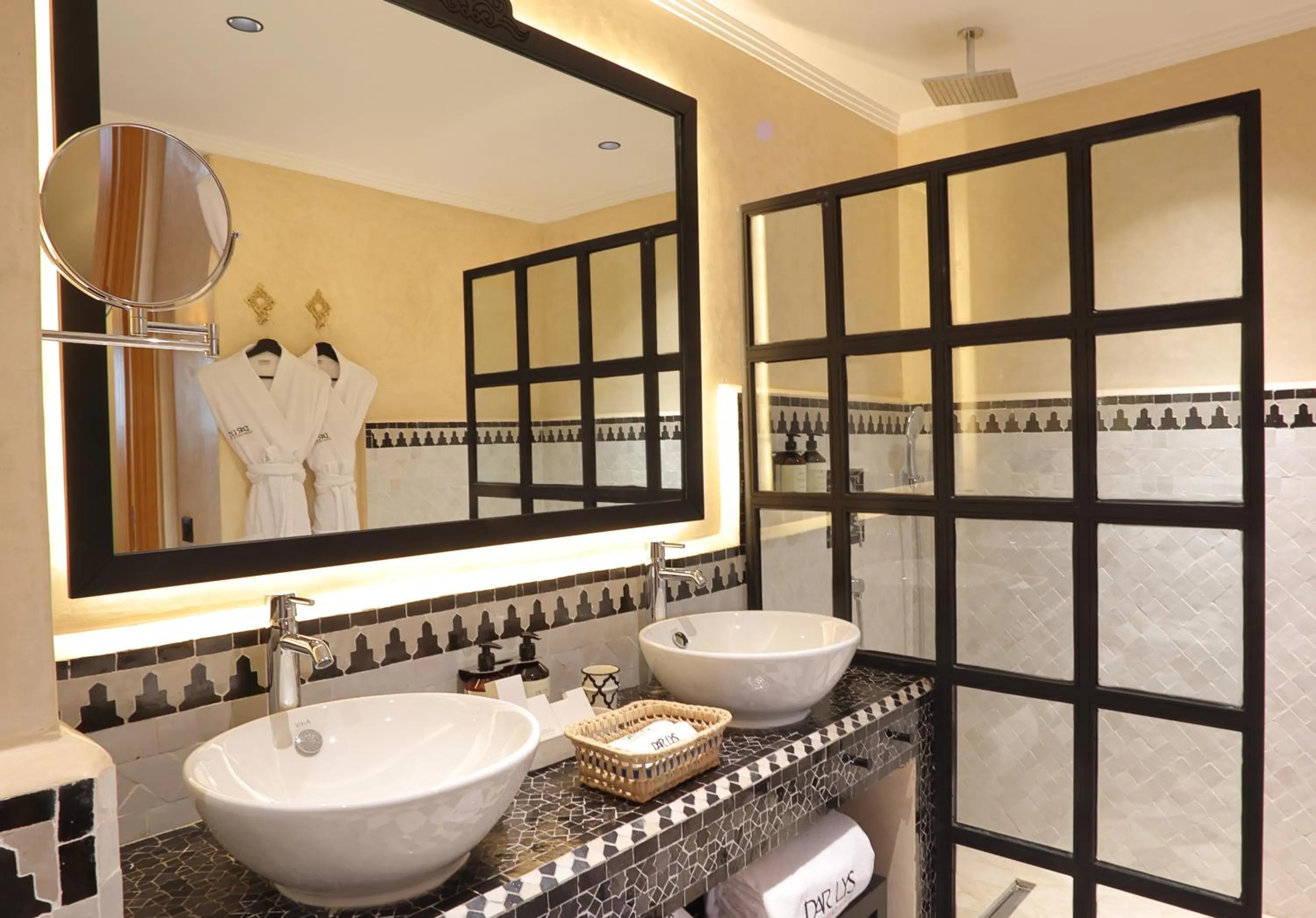 Bathroom in Dar Lys Luxury Riad & Spa