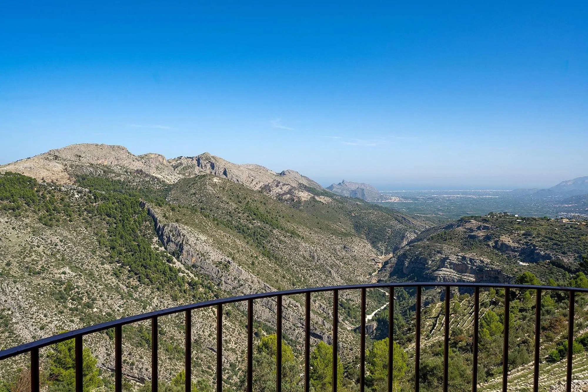 Natural landscape in Hotel Alahuar