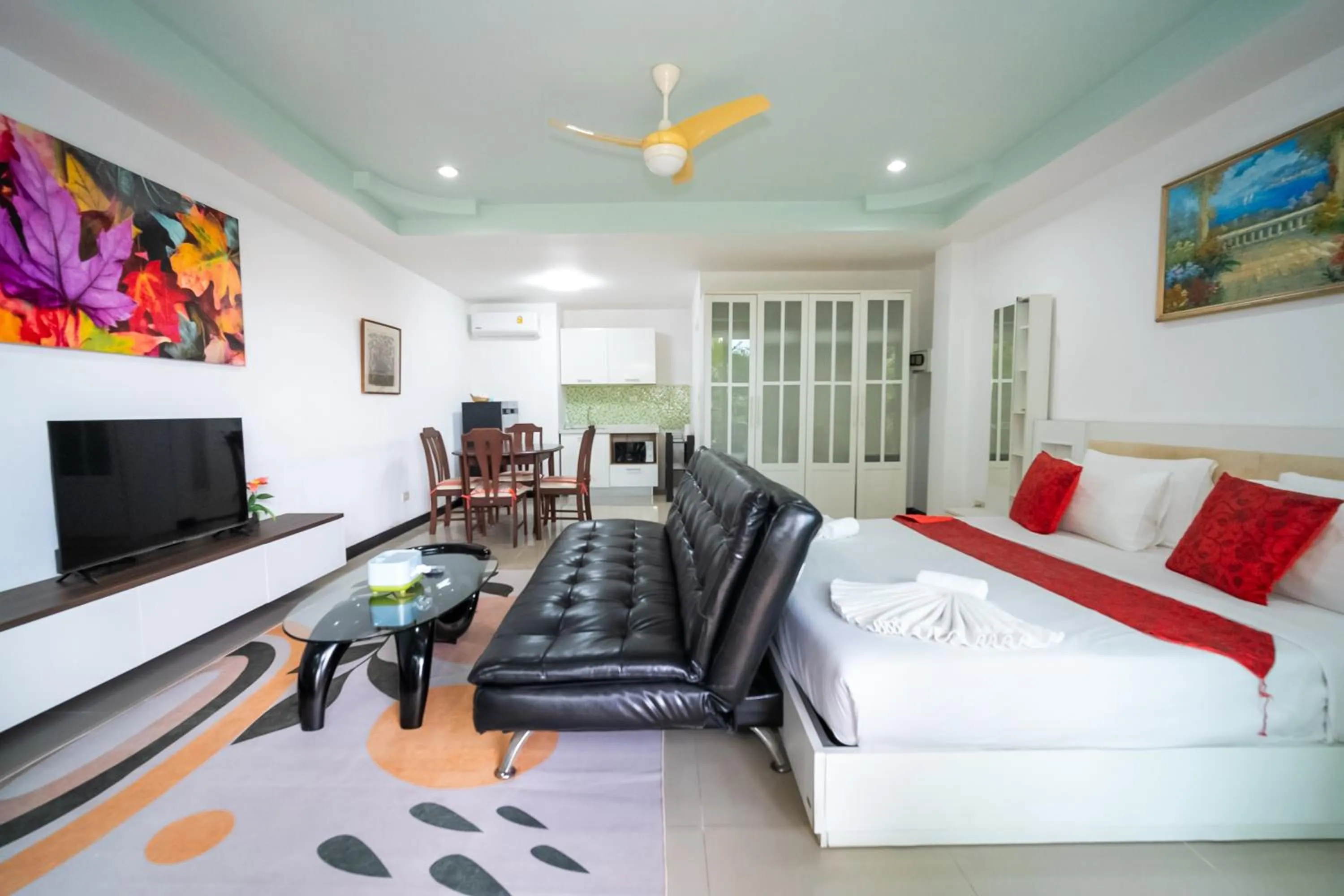 ฺBaan Waru seaview villa