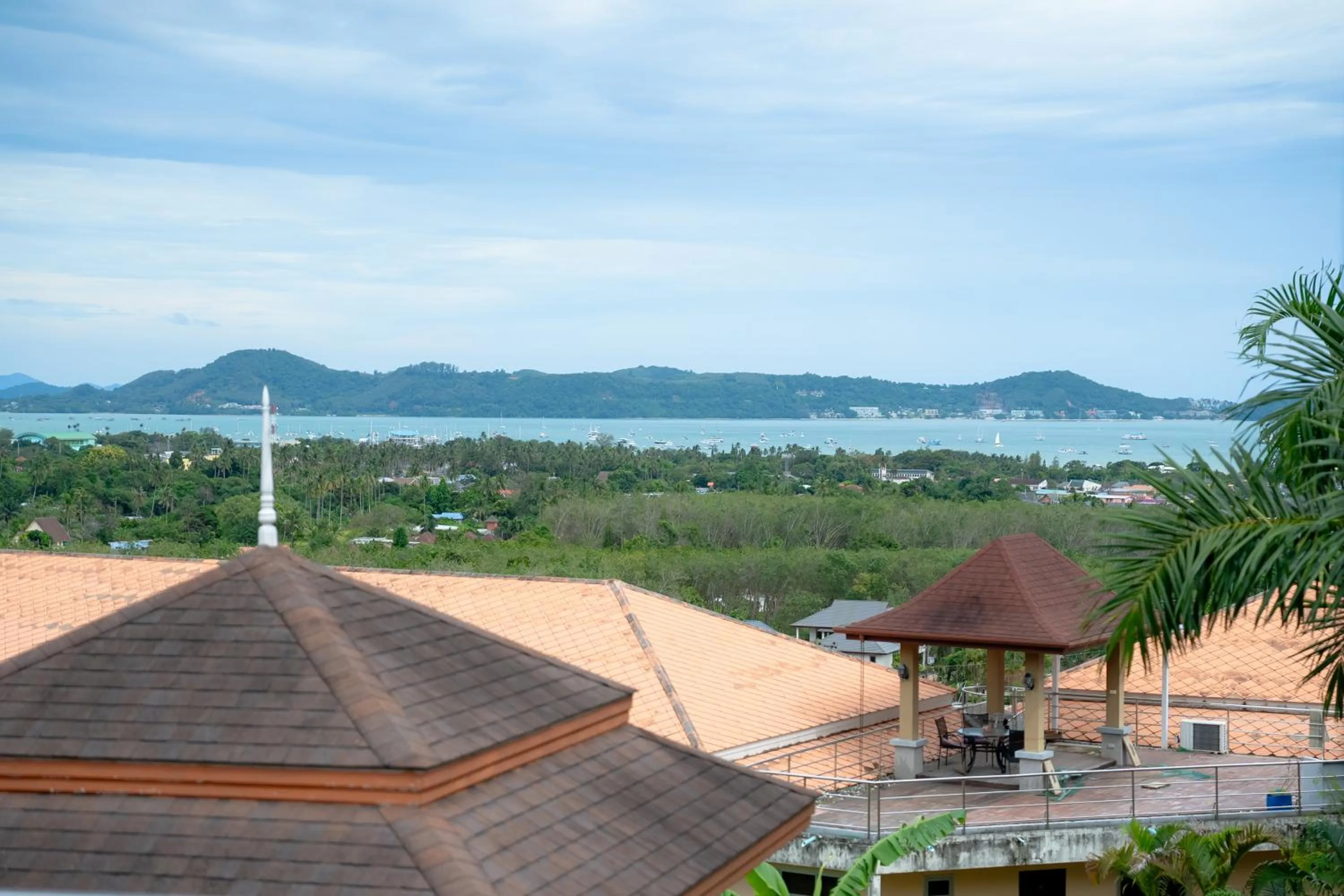 ฺBaan Waru seaview villa