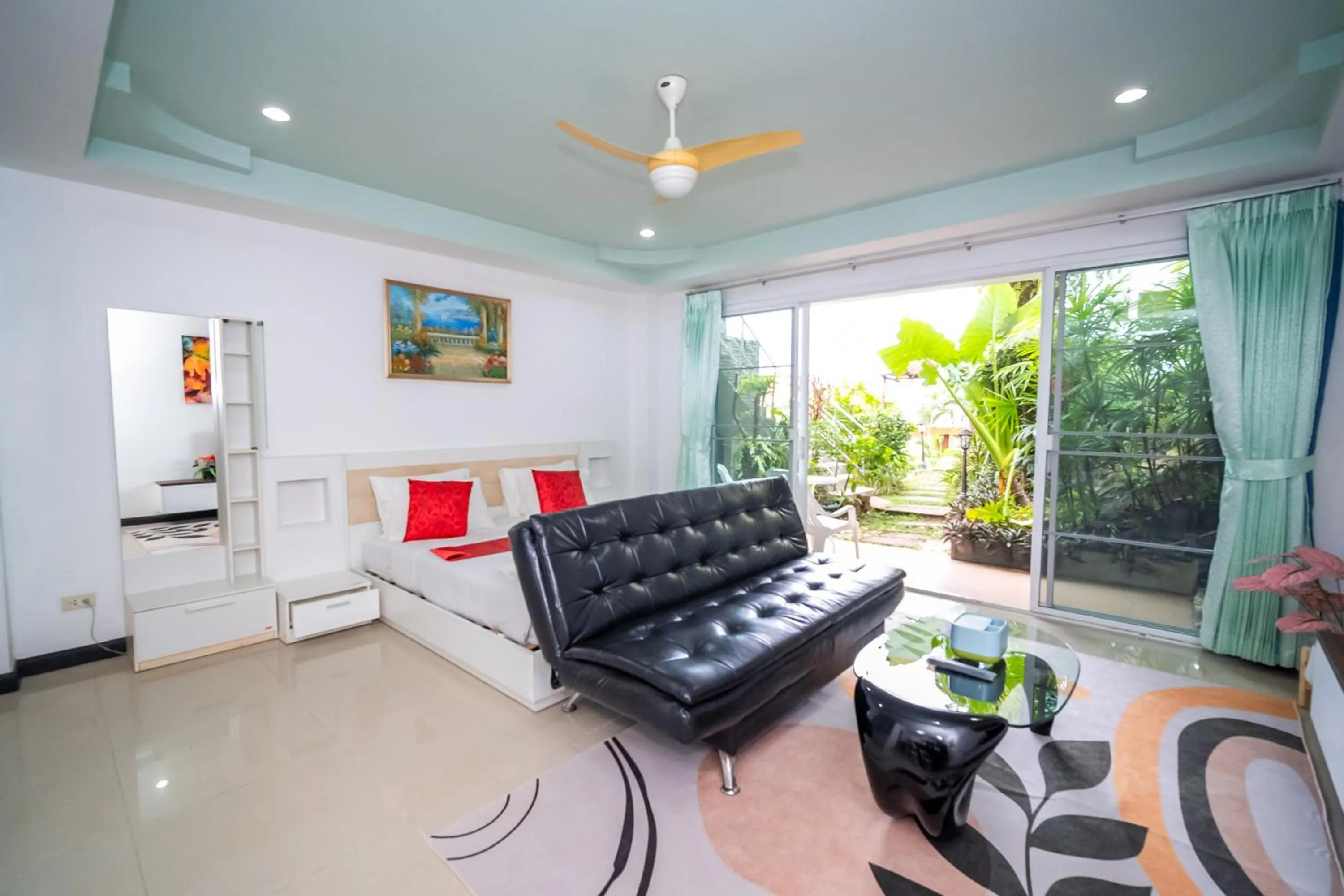 ฺBaan Waru seaview villa