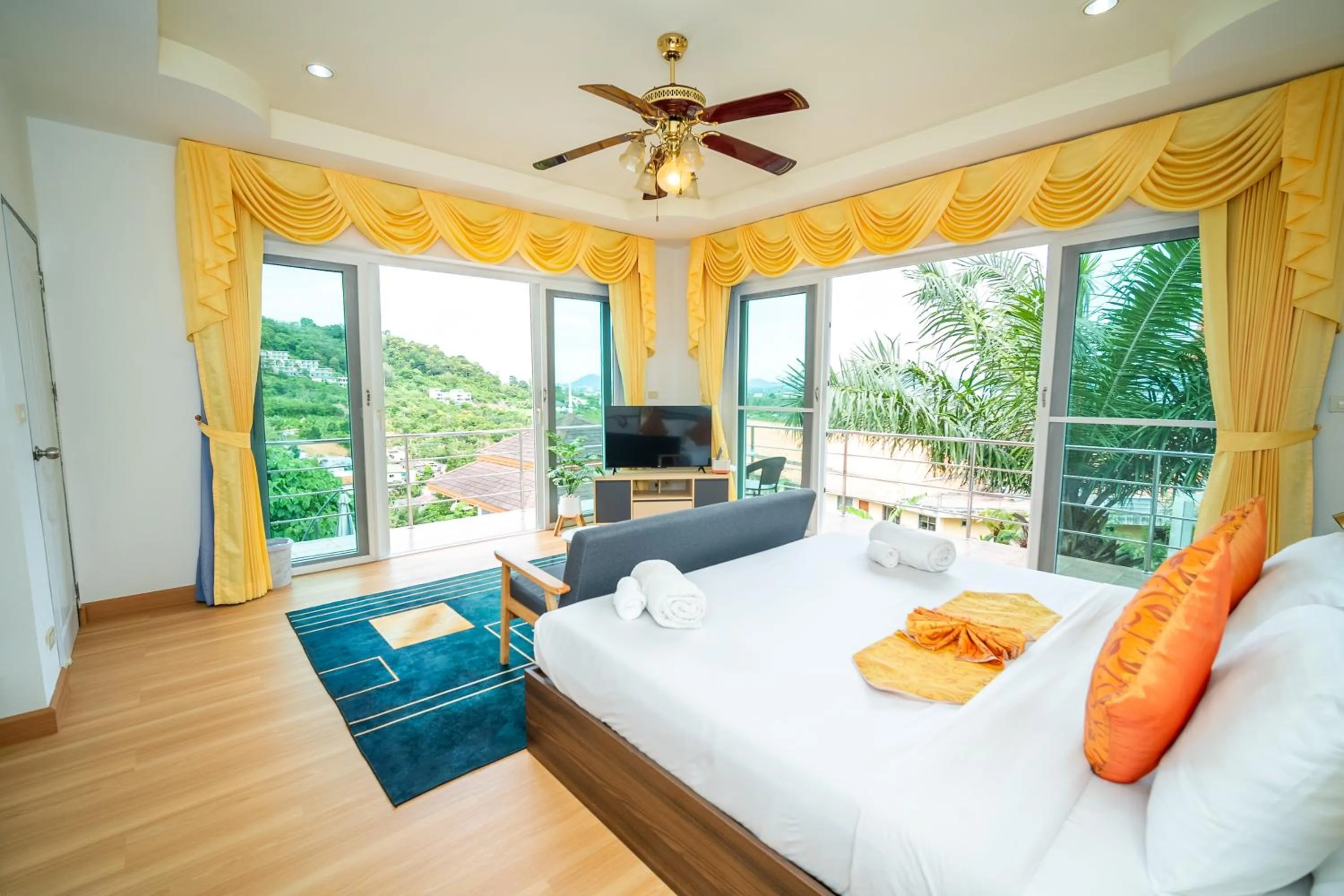 View (from property/room), Bed in ฺBaan Waru seaview villa