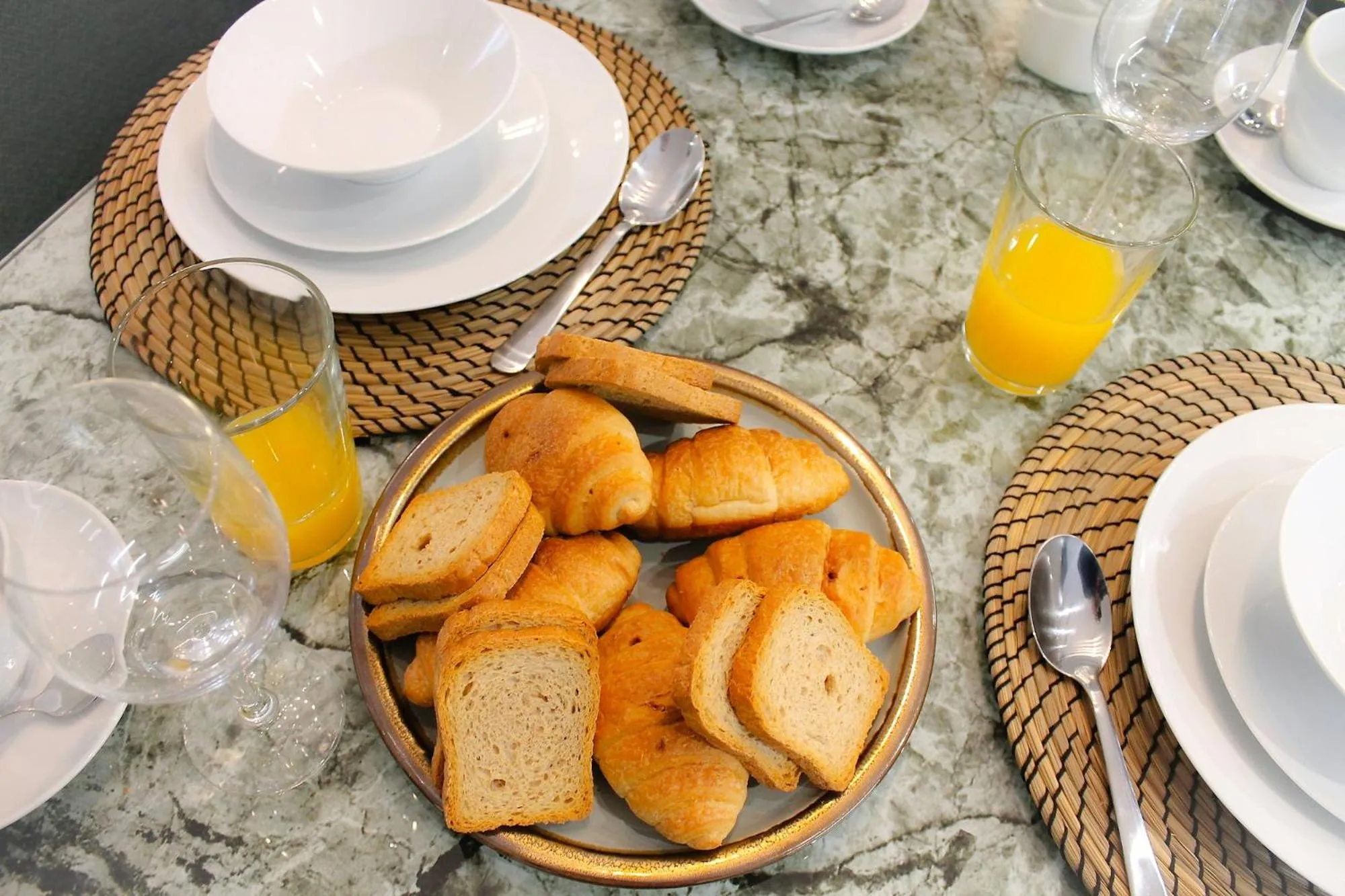 Food and drinks in Pelagia Apartment by Kormaris