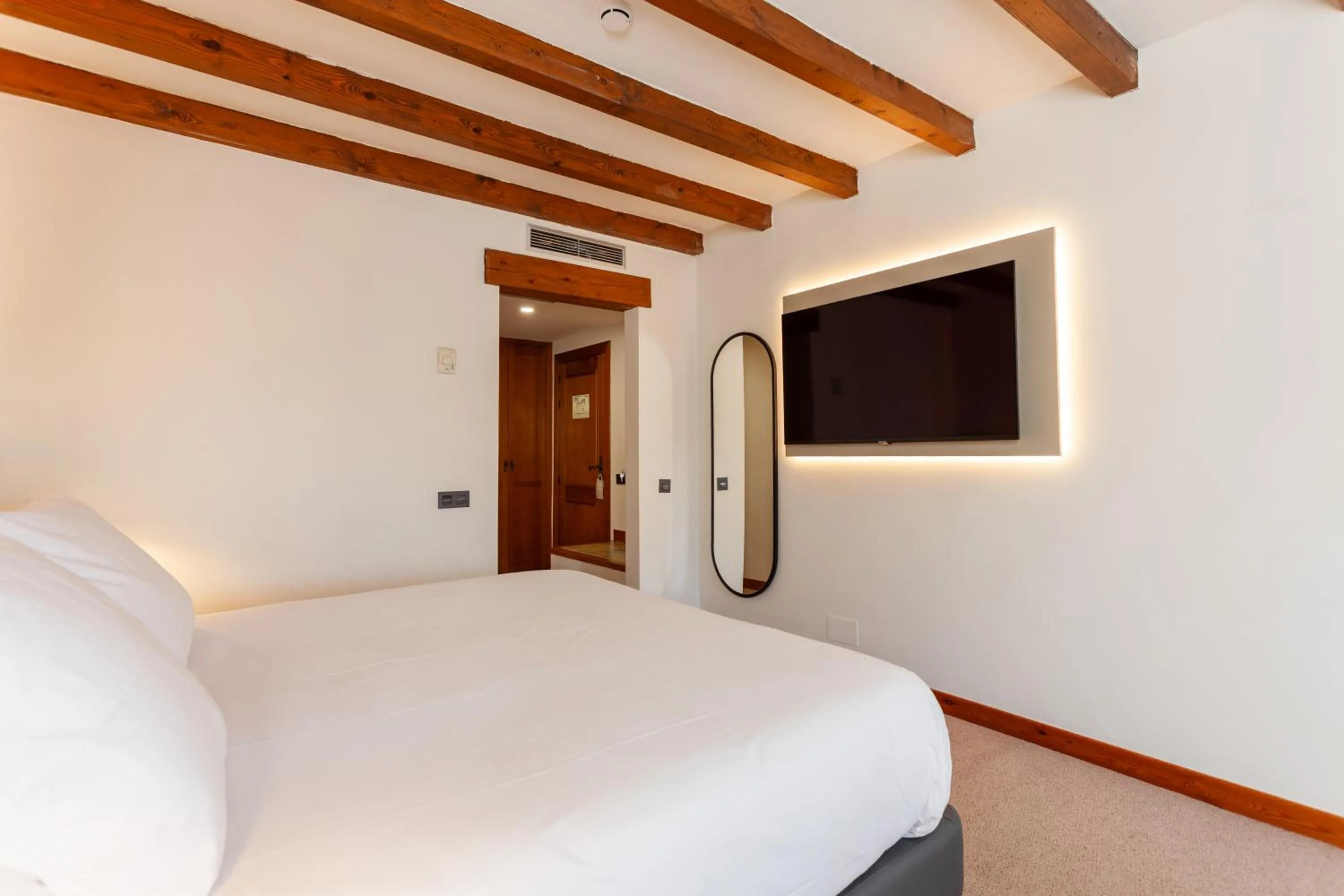 Bed in DWO Rioja Wine Hotel