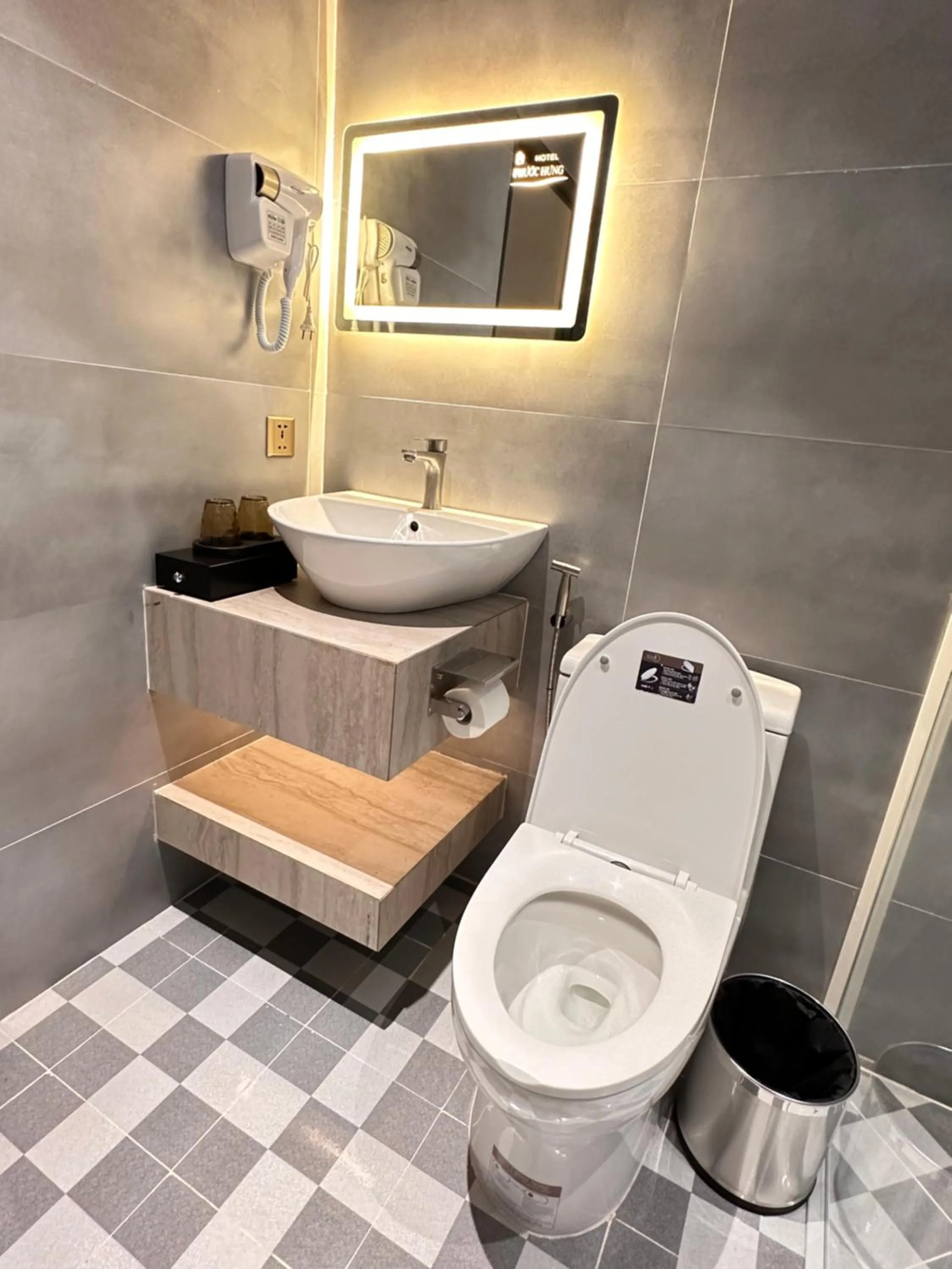 Bathroom in Phước Hưng 3 Hotel