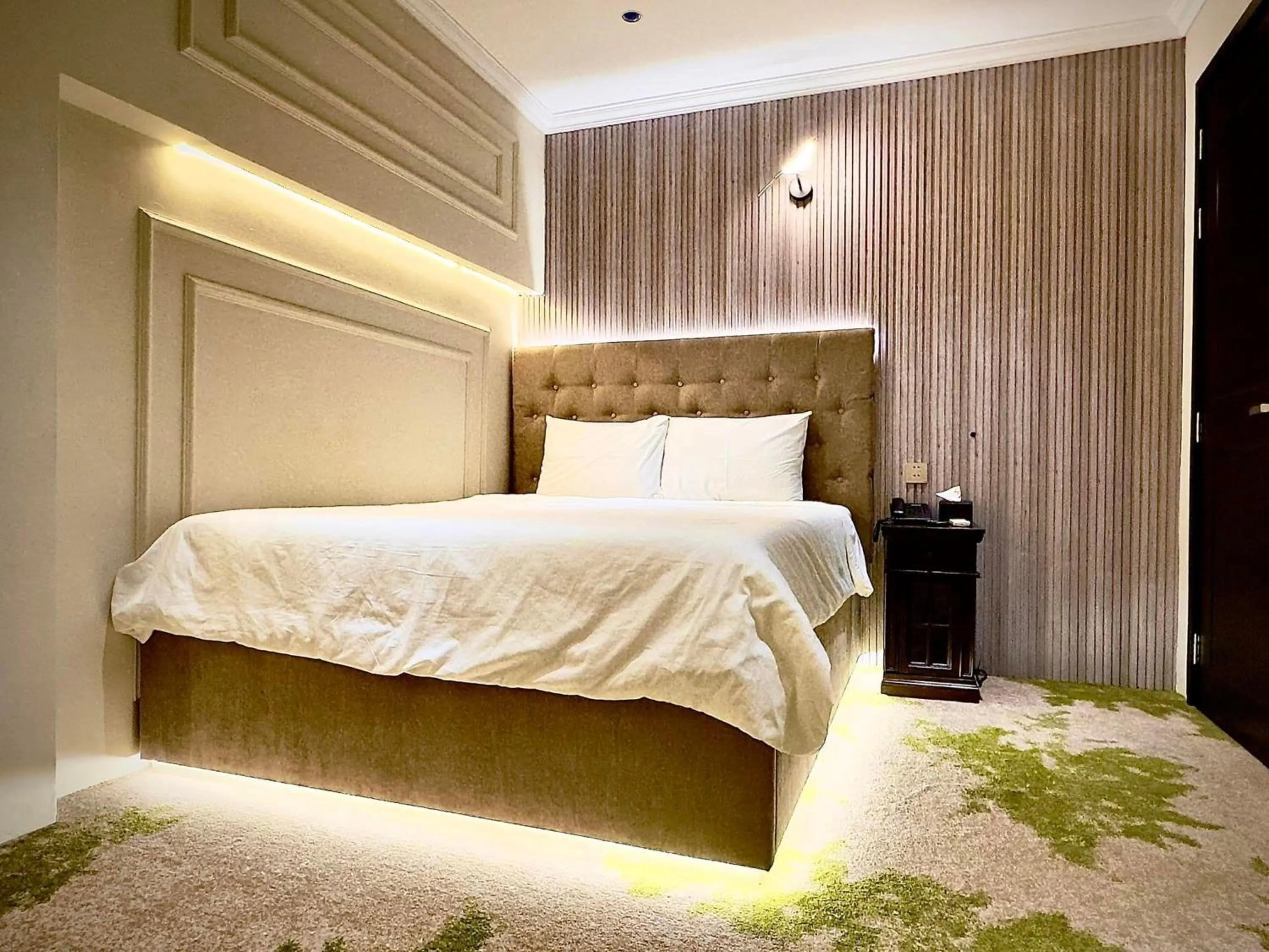 Photo of the whole room, Bed in Phước Hưng 3 Hotel