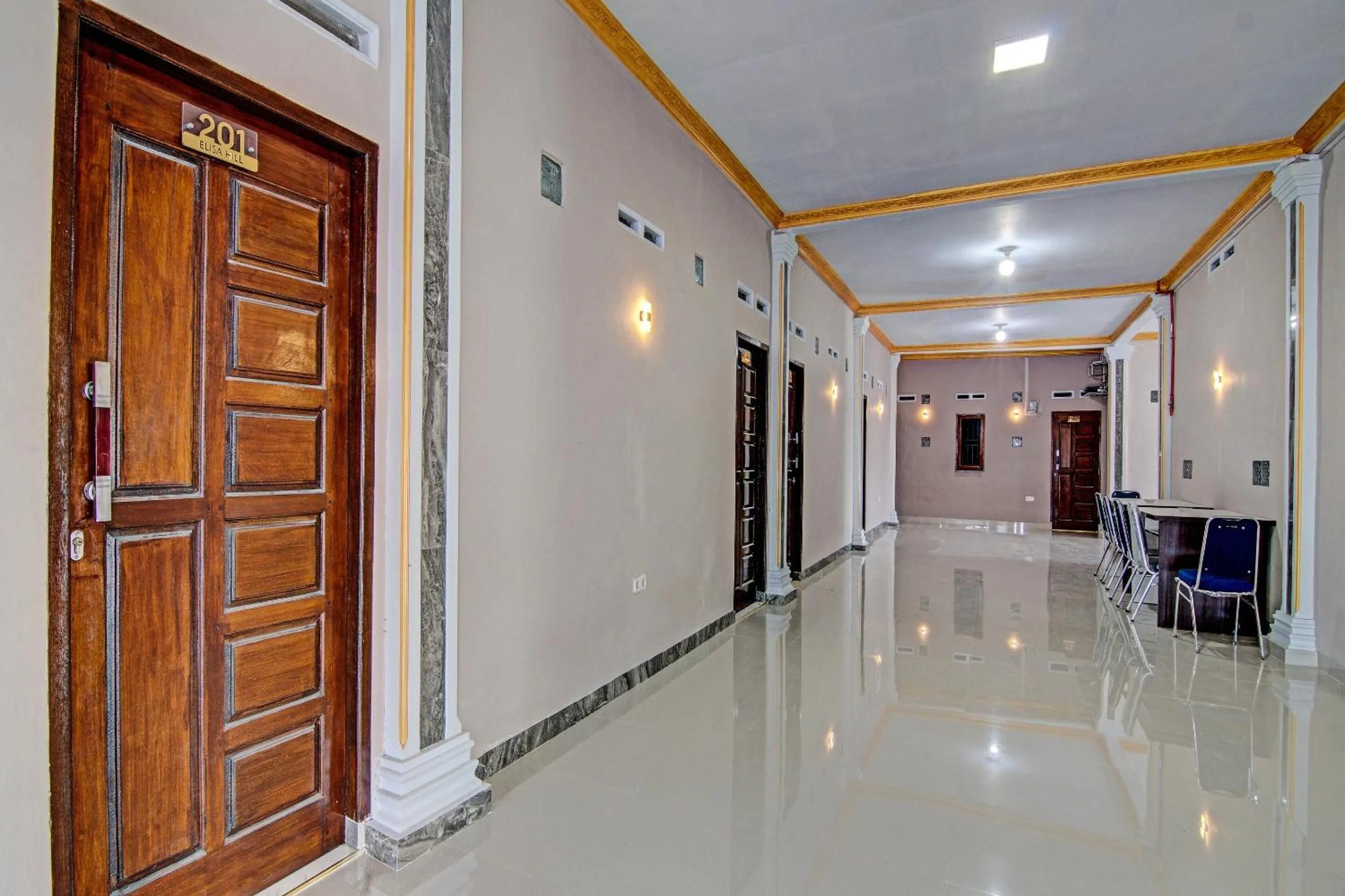 Lobby or reception in Hotel O Elisa Hill