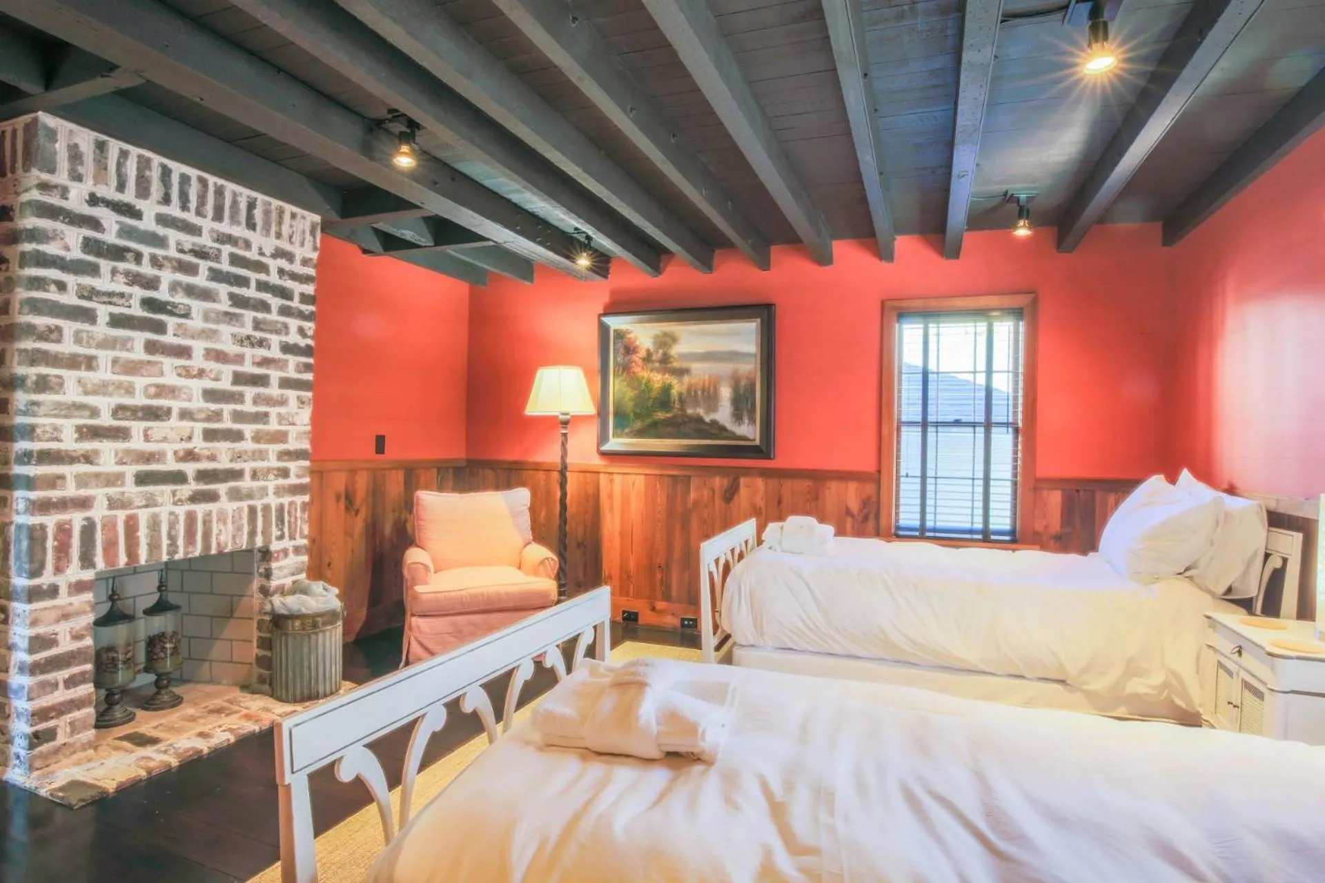 Bed in Liberty Tree House