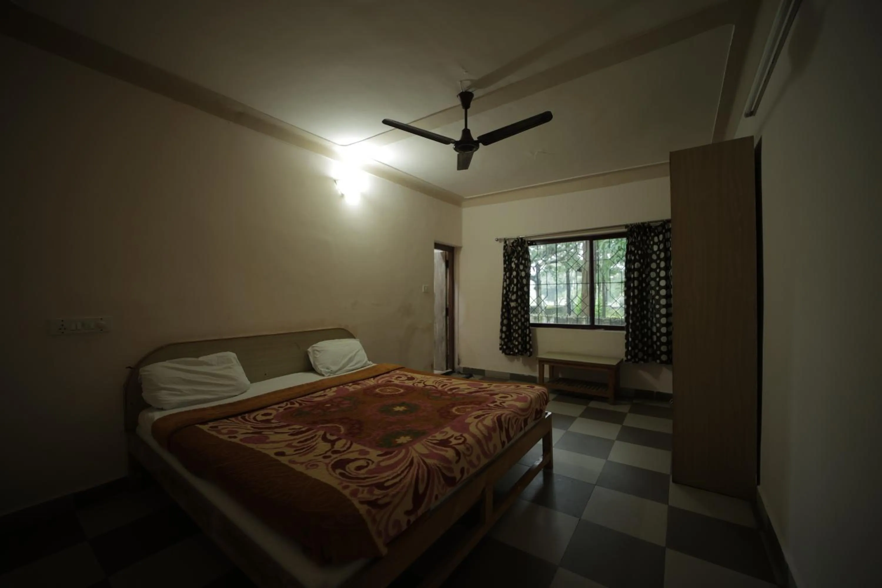 Bed in Green Park Resort