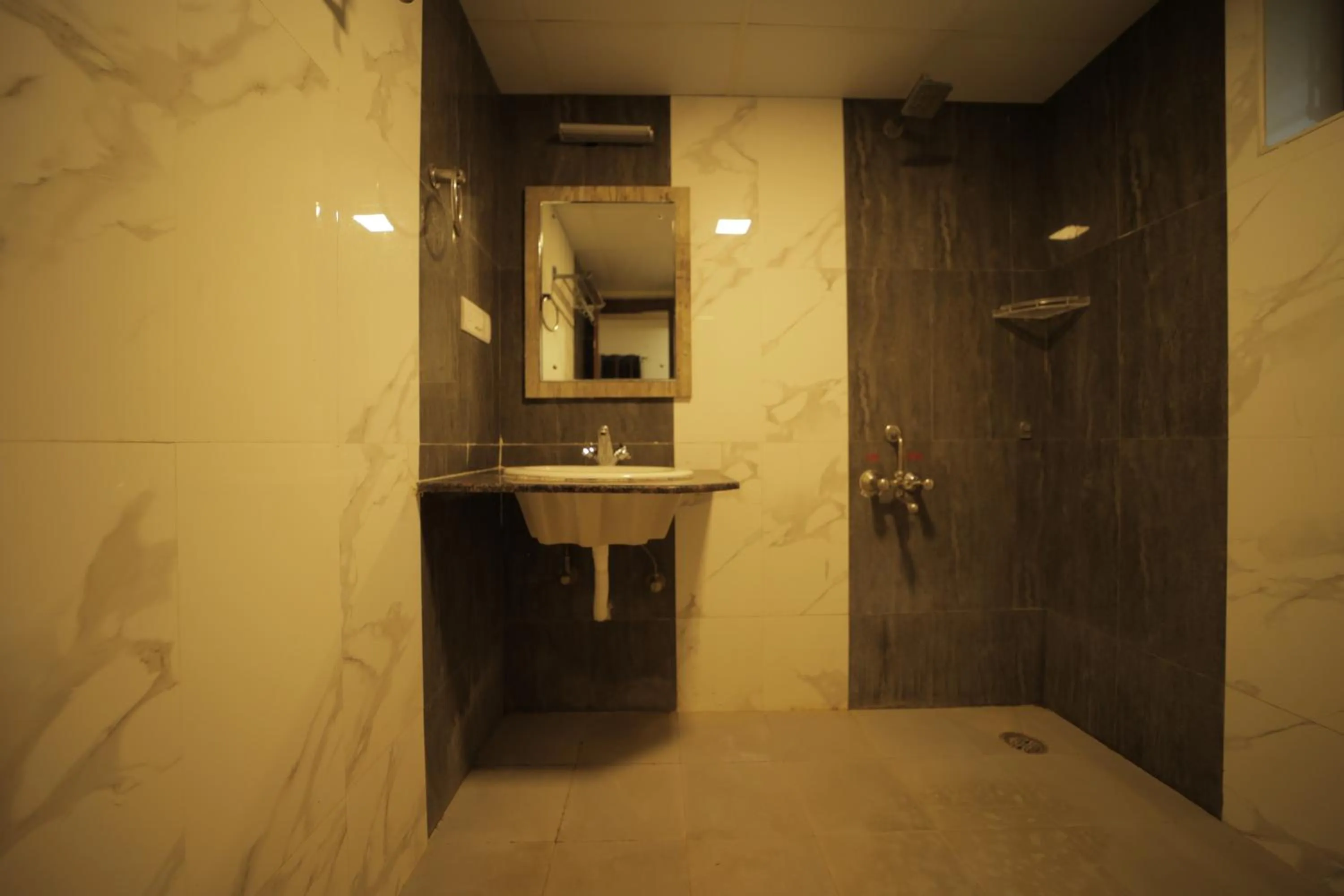 Bathroom in Green Park Resort