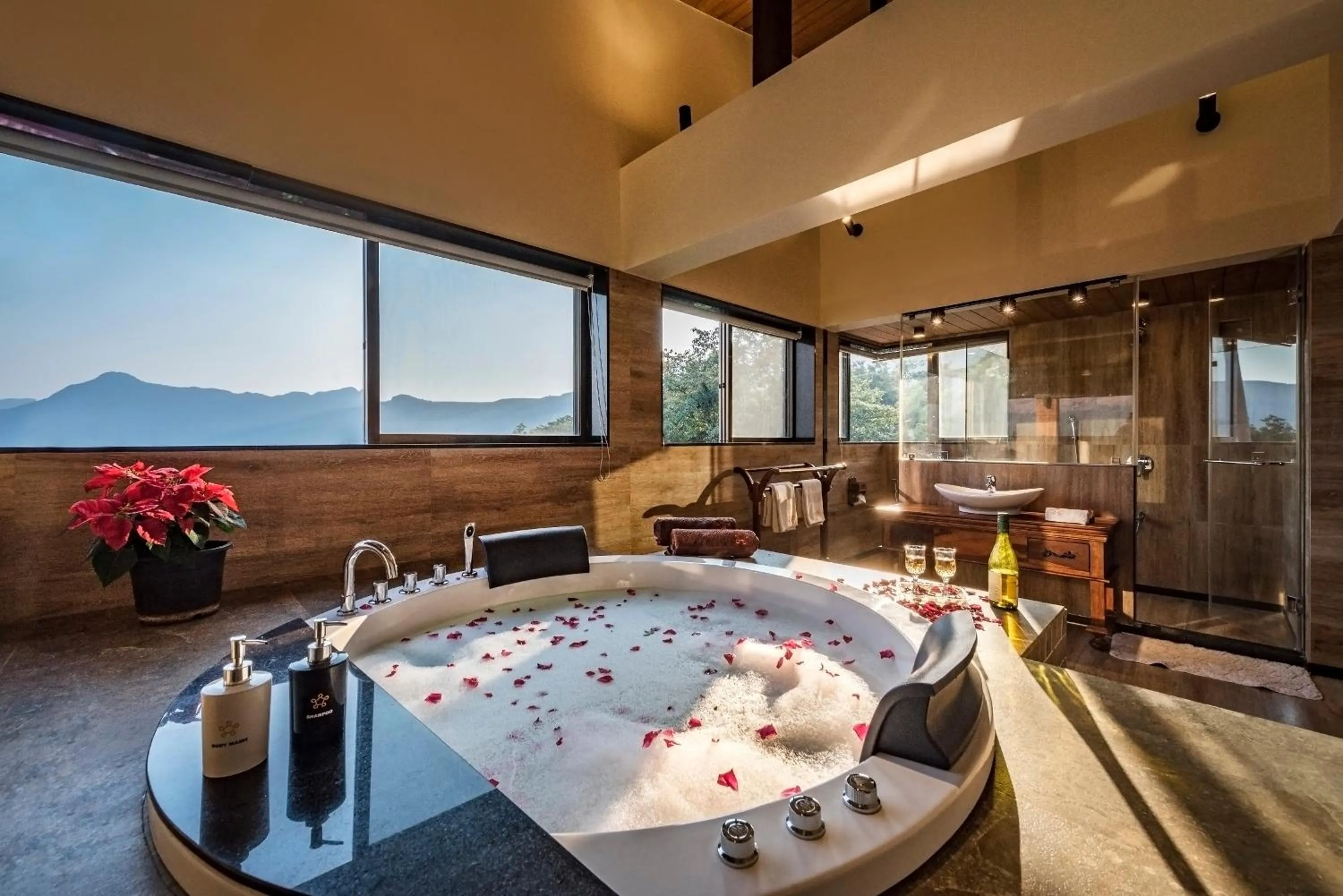 SaffronStays Althea - 4BR veg-only luxury villa with pool, jacuzzis, gourmet meals and Lohagad-Pawna lake views