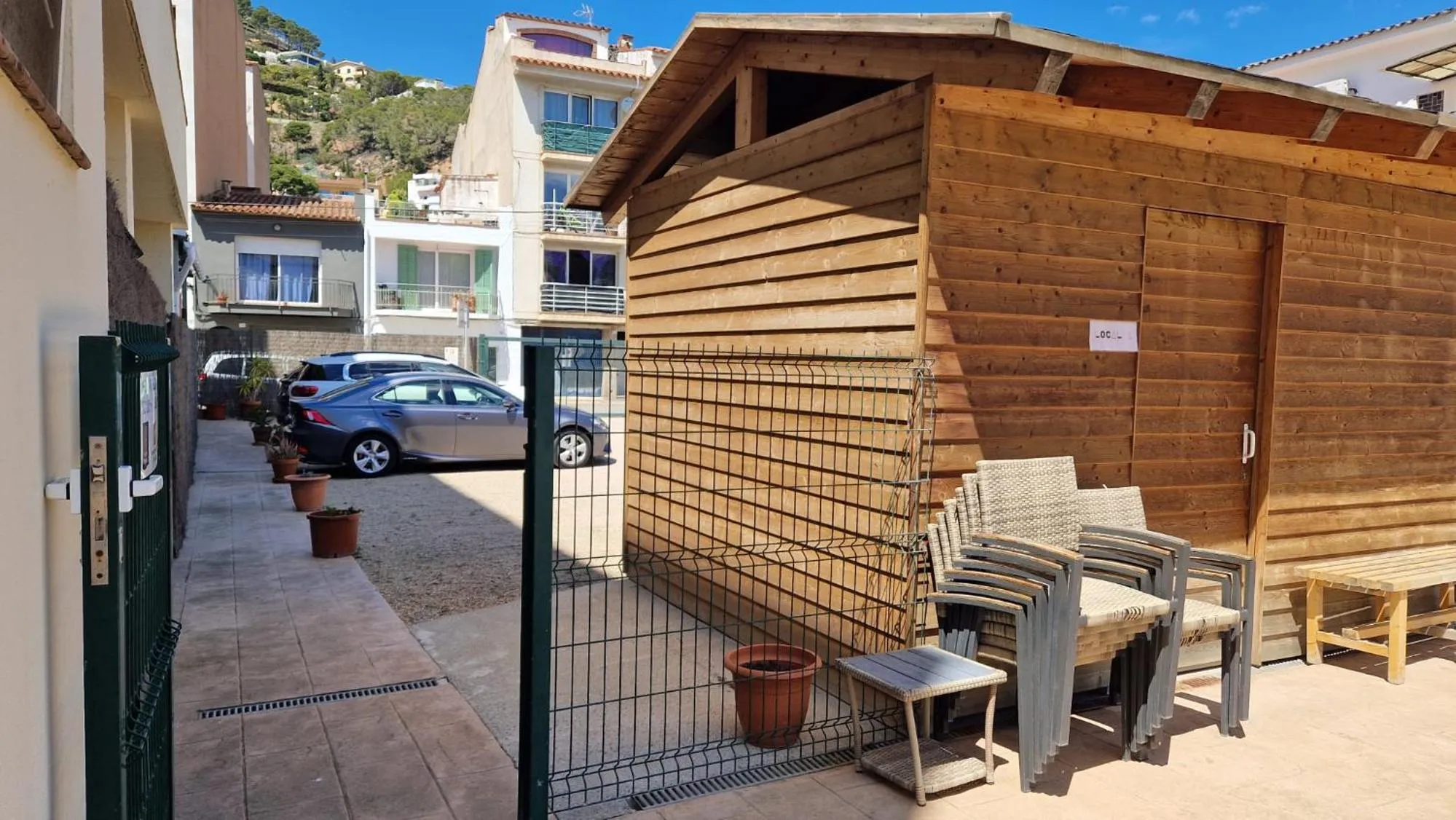 storage in Hotel Medes II