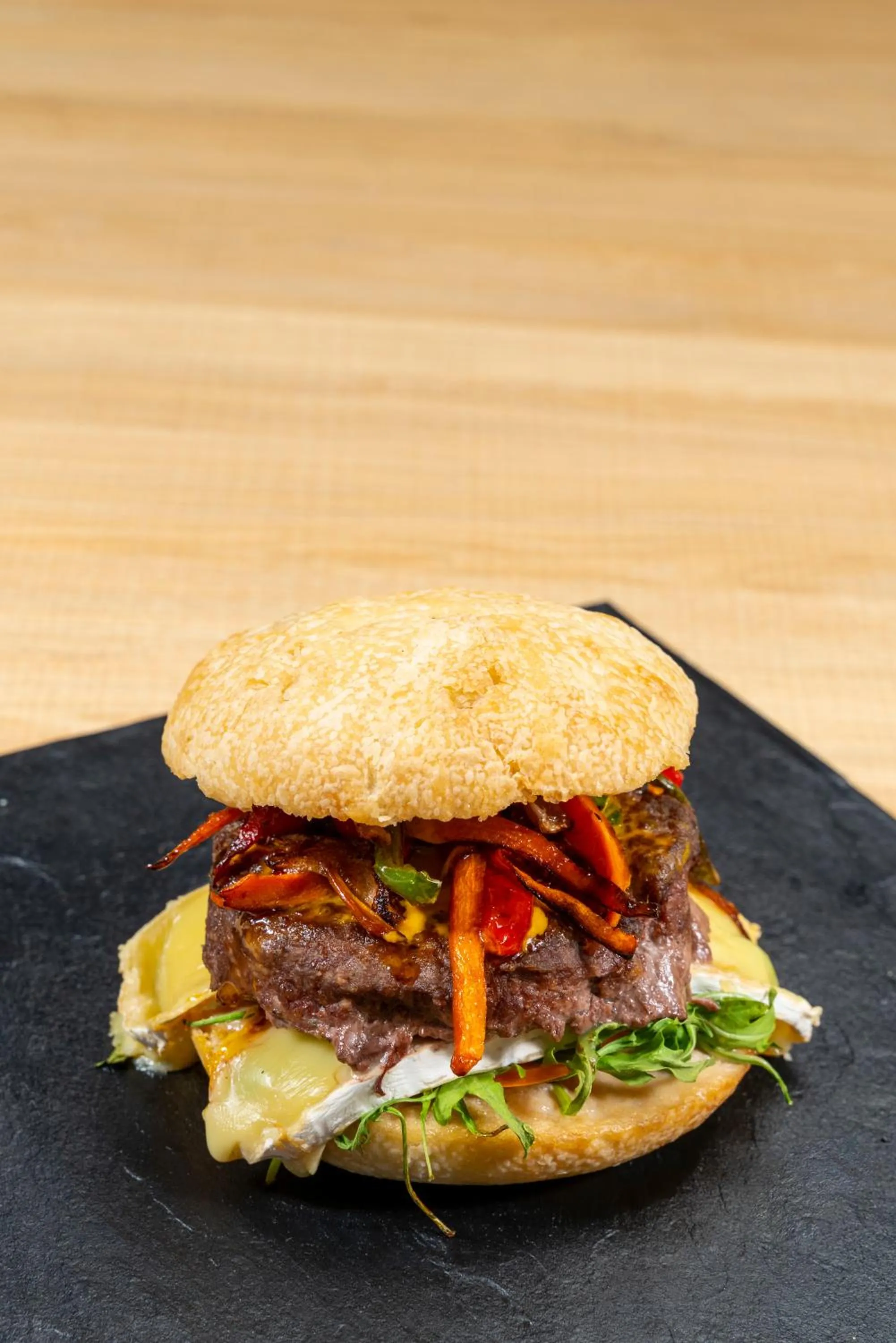 Restaurant/places to eat in Hotel Medes II