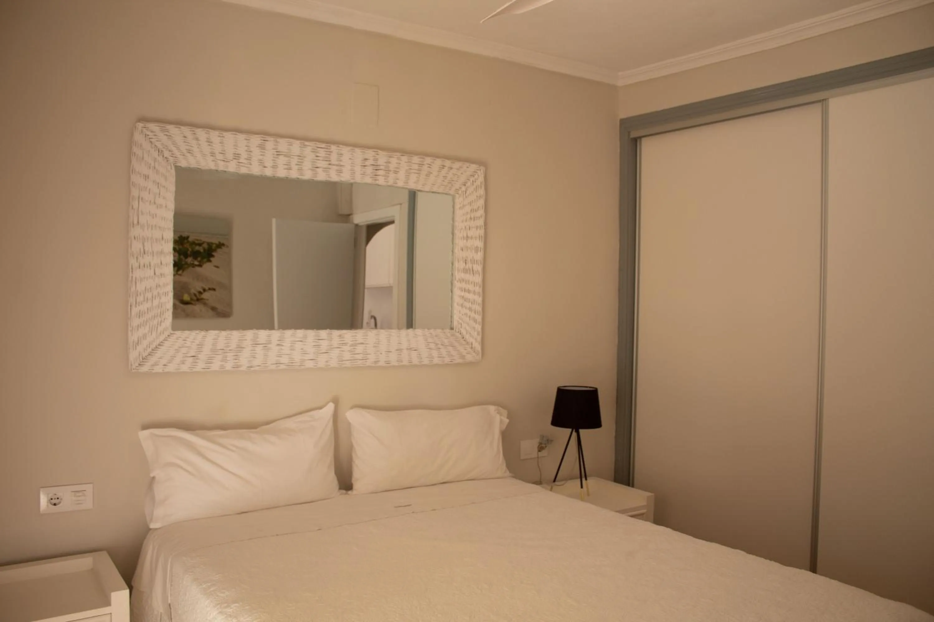 Photo of the whole room, Bed in MR Hotelet de la Raconà & Apartments