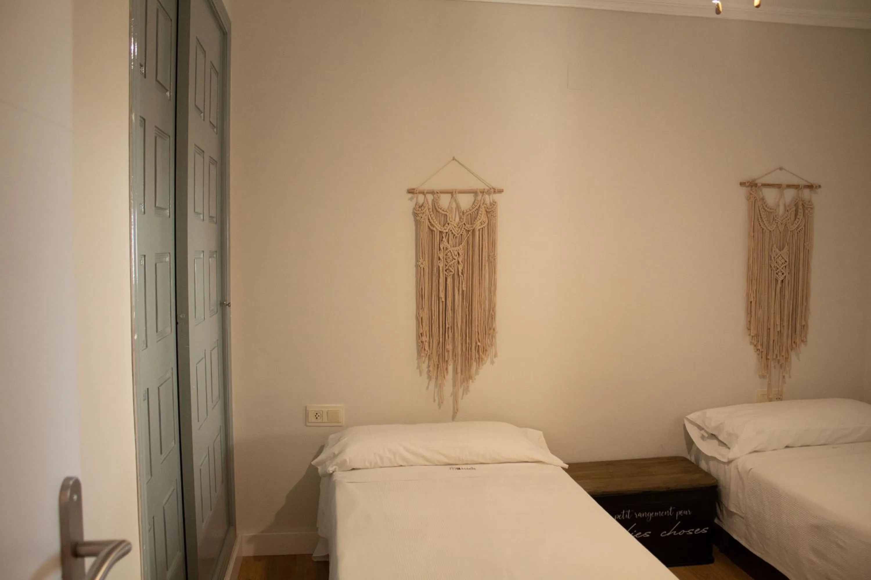 Bedroom, Bed in MR Hotelet de la Raconà & Apartments