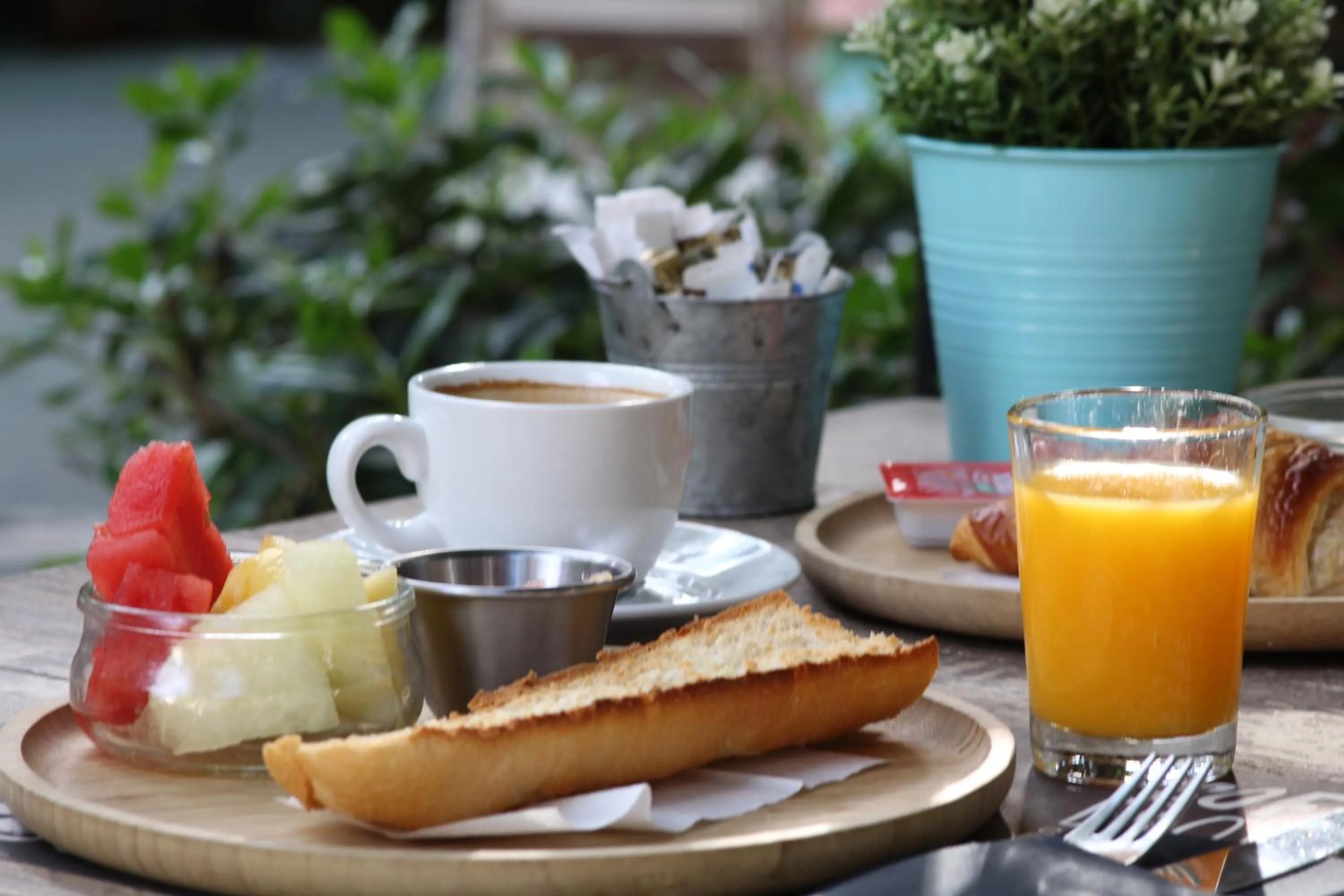 Restaurant/places to eat in MR Hotelet de la Raconà & Apartments