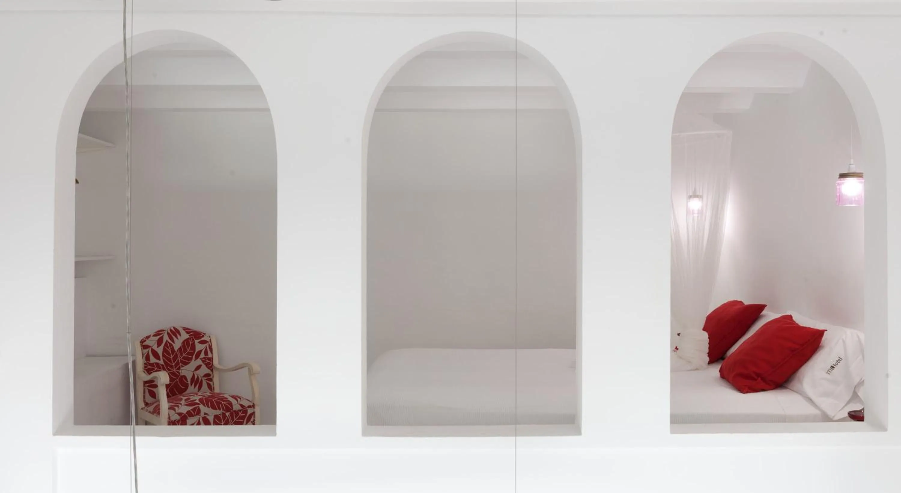 Photo of the whole room, Bed in MR Hotelet de la Raconà & Apartments