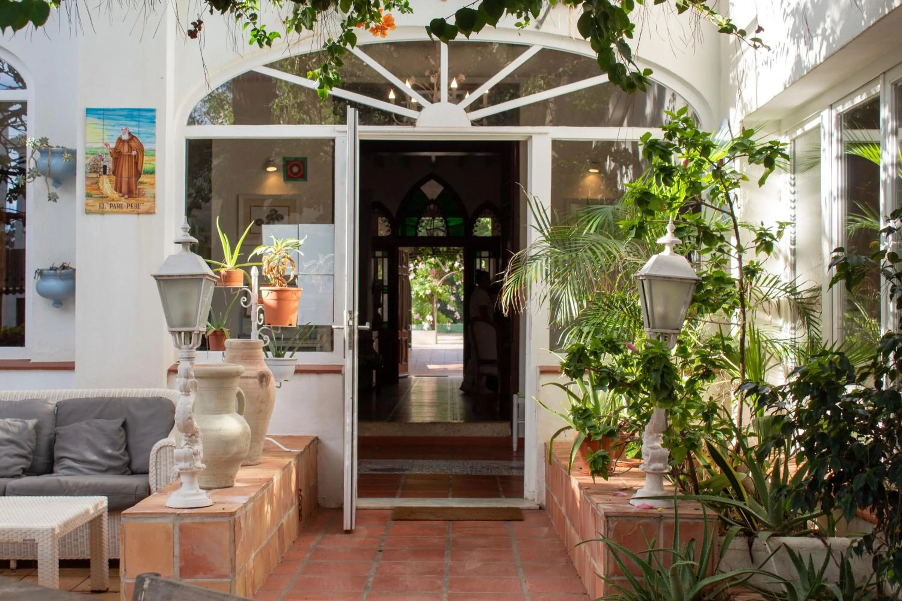 Facade/entrance in MR Hotelet de la Raconà & Apartments