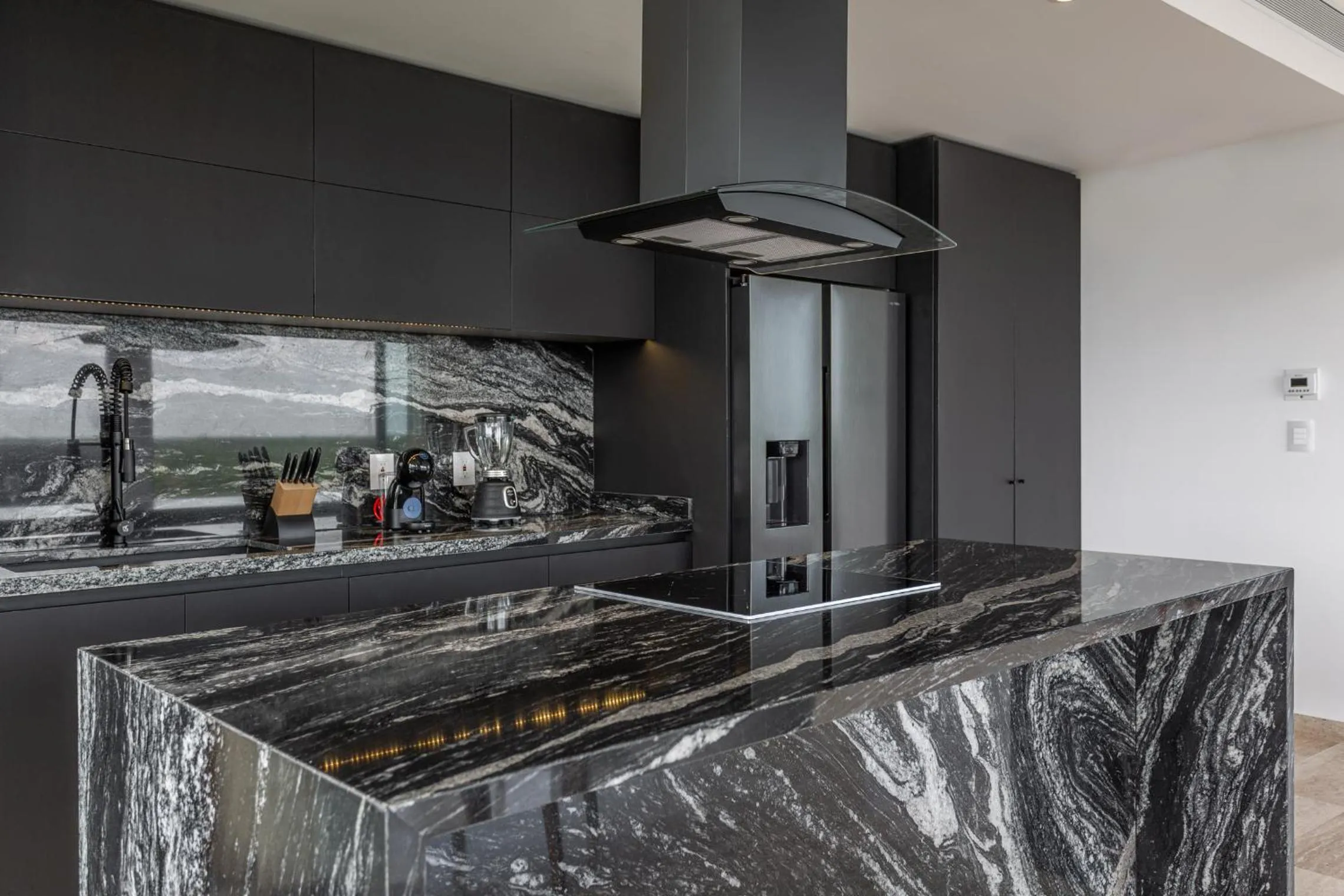 Kitchen or kitchenette in Mistiq Temple I