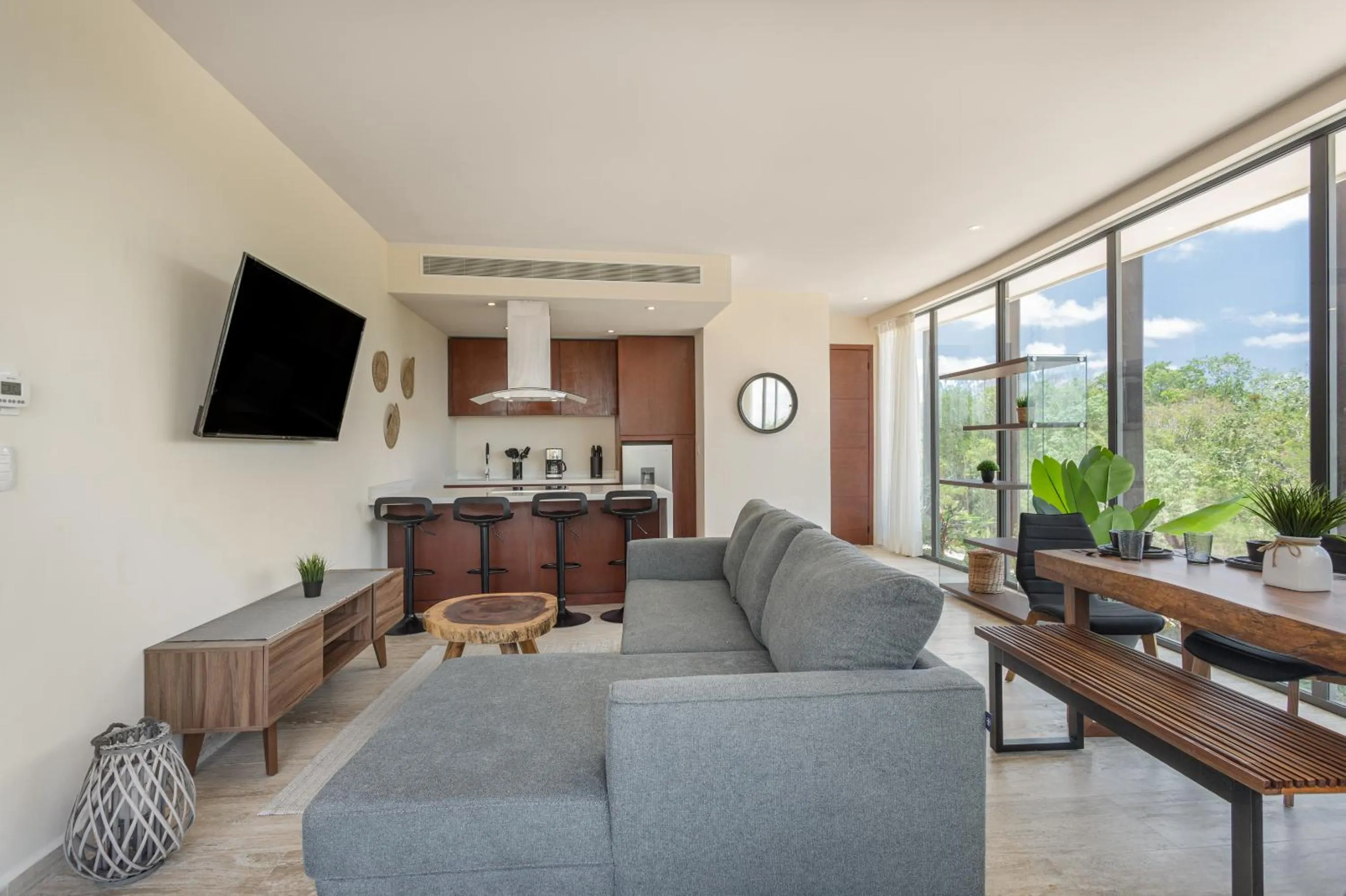 Kitchen or kitchenette in Mistiq Temple I