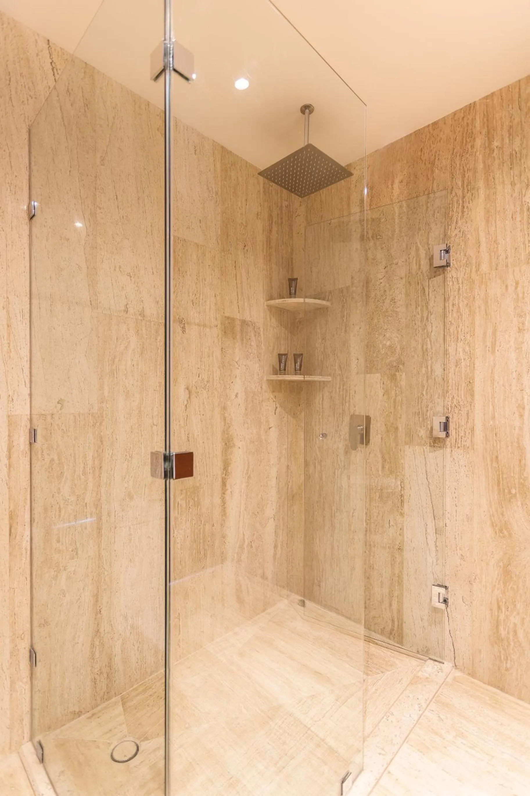 Bathroom in Mistiq Temple I