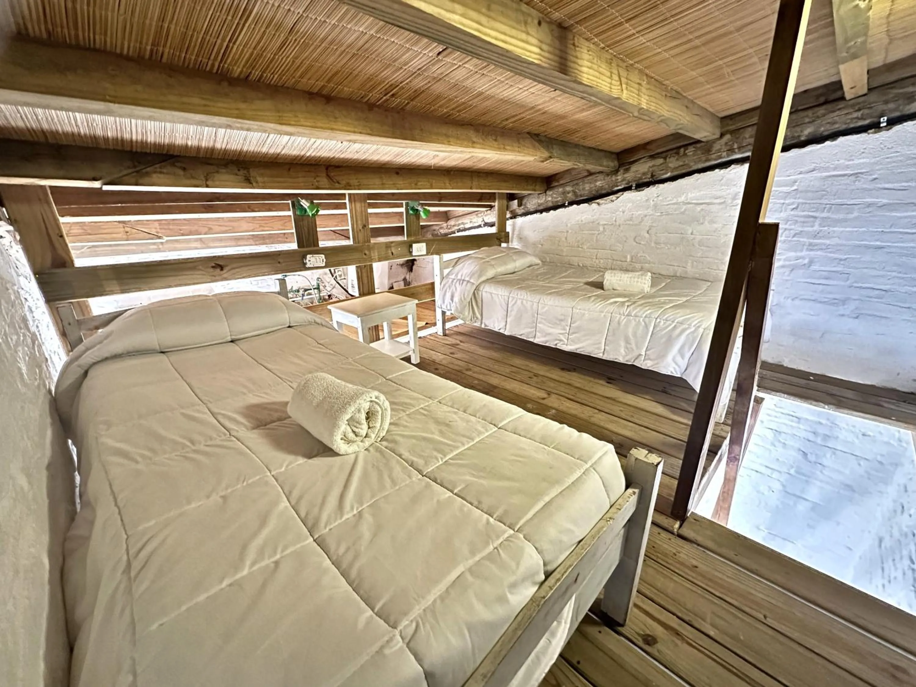 Duplex Quadruple Room in Villa Serrana - Mesón de las cañas