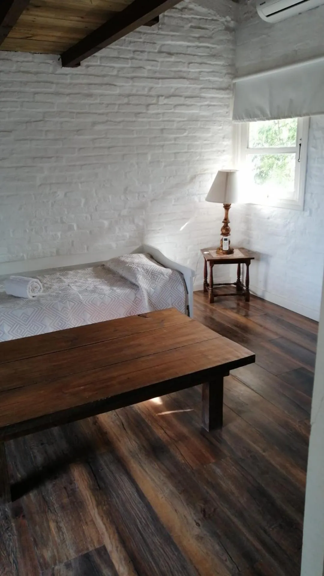 Family Room with Private Bathroom in Villa Serrana - Mesón de las cañas