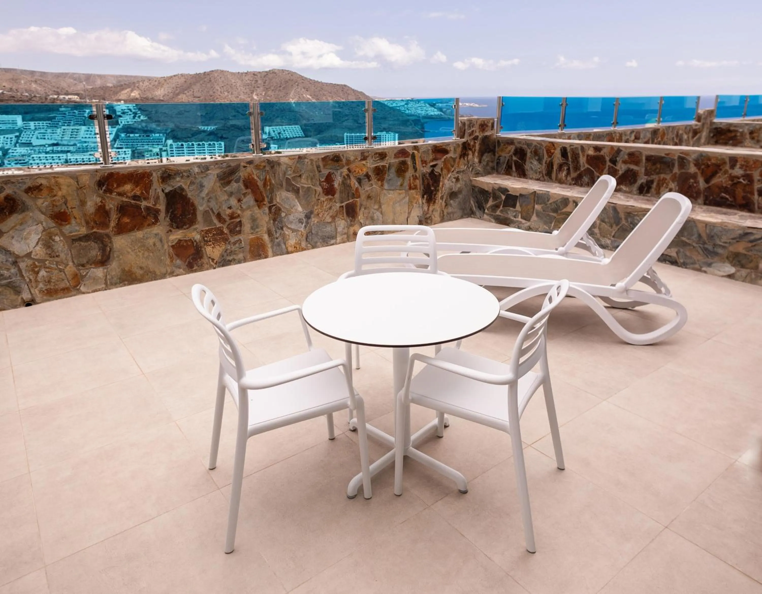 Photo of the whole room in Servatur Puerto Azul