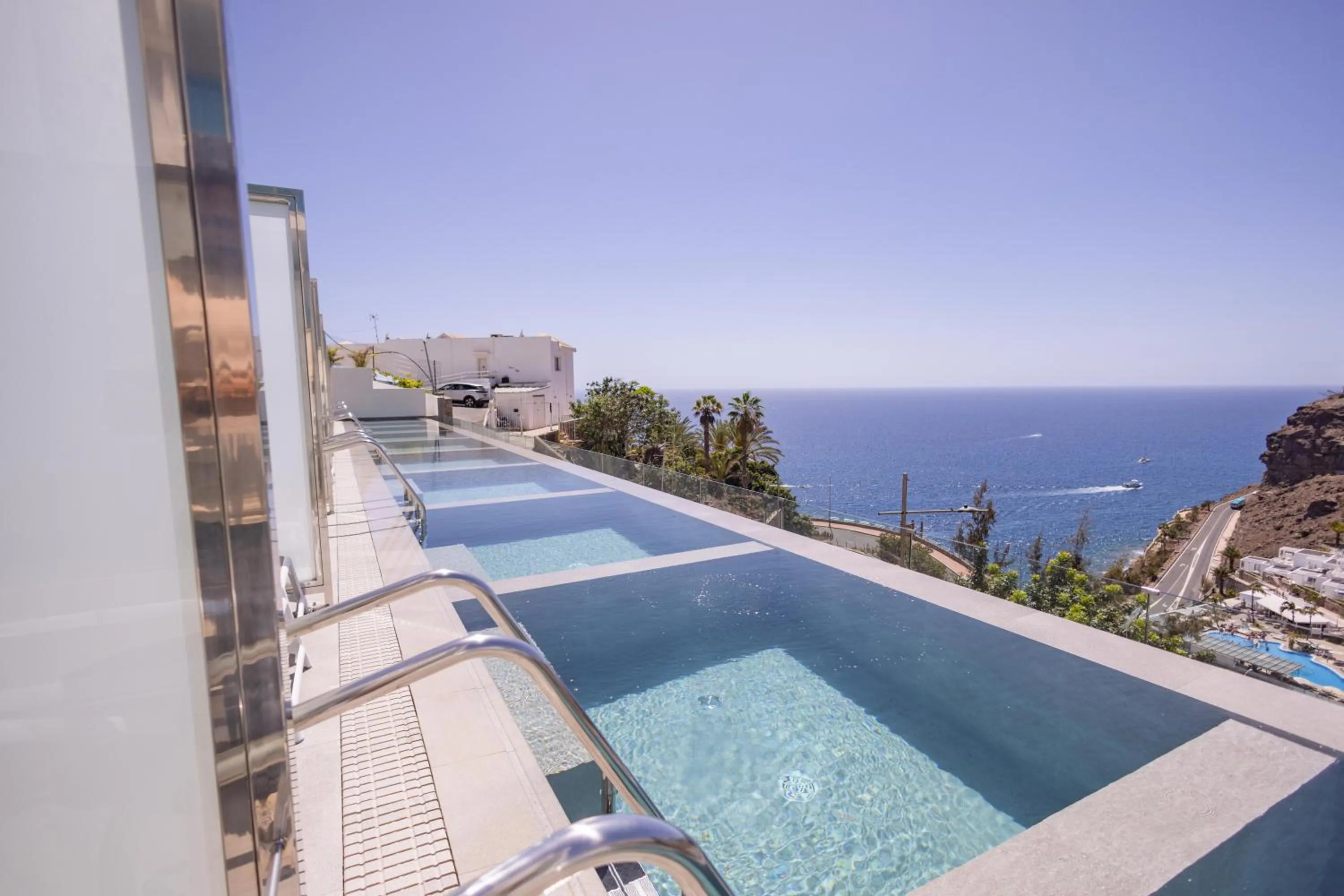 Photo of the whole room in Servatur Puerto Azul